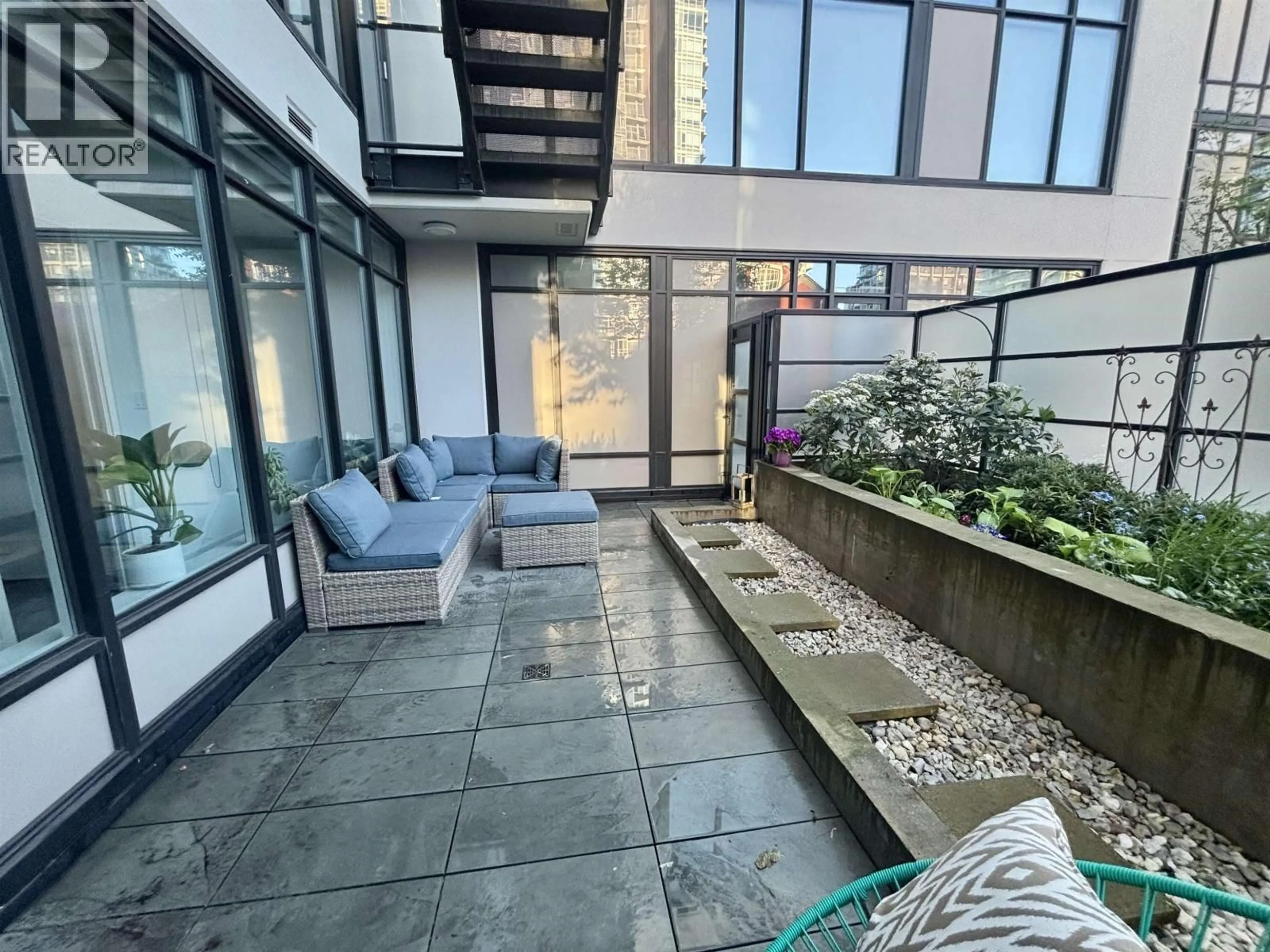 Patio, unknown for 201 - 1788 ONTARIO STREET, Vancouver British Columbia V5T0G3