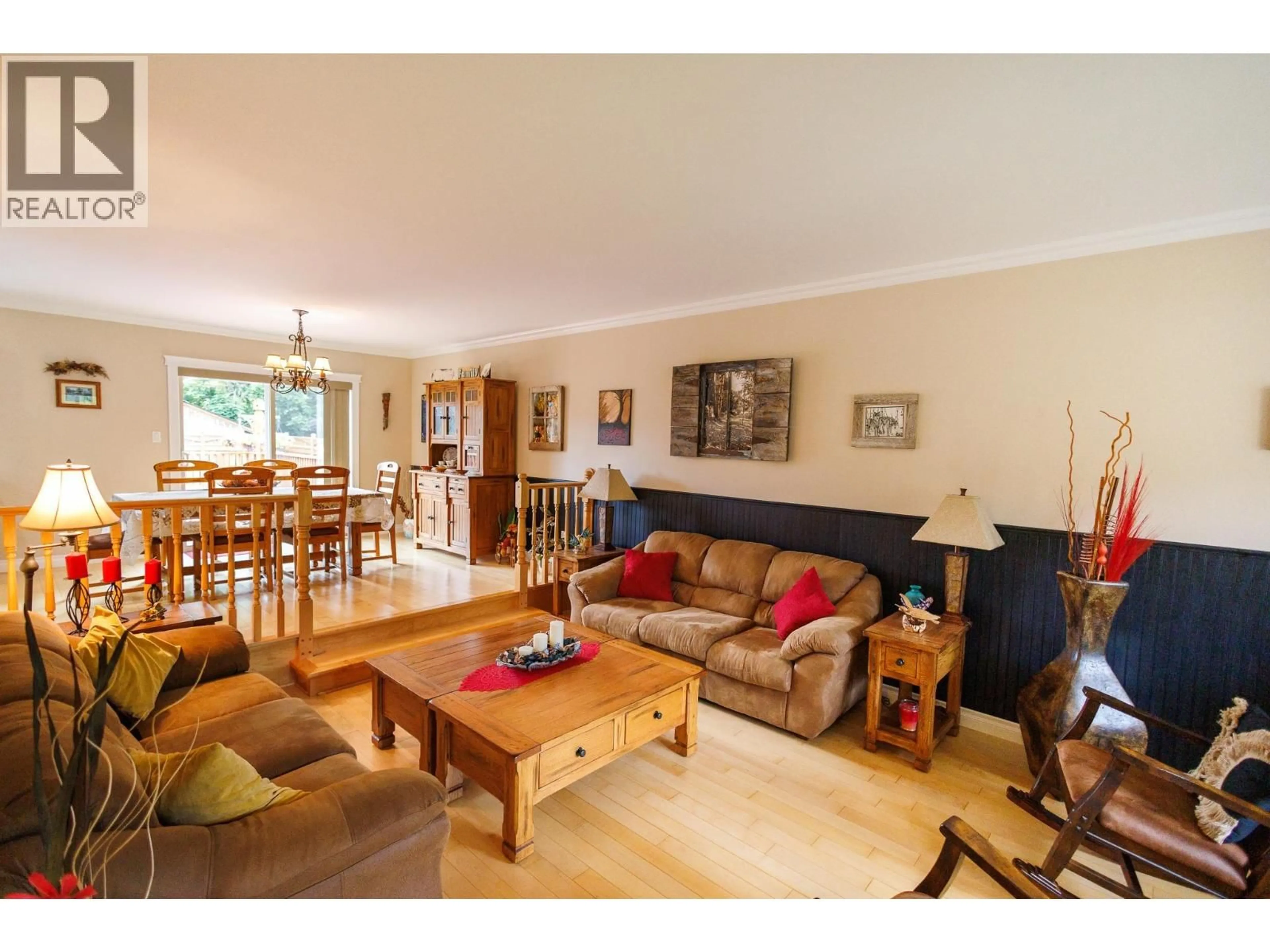 Living room with furniture, wood/laminate floor for 4028 MUNROE STREET, Terrace British Columbia V8G3C5