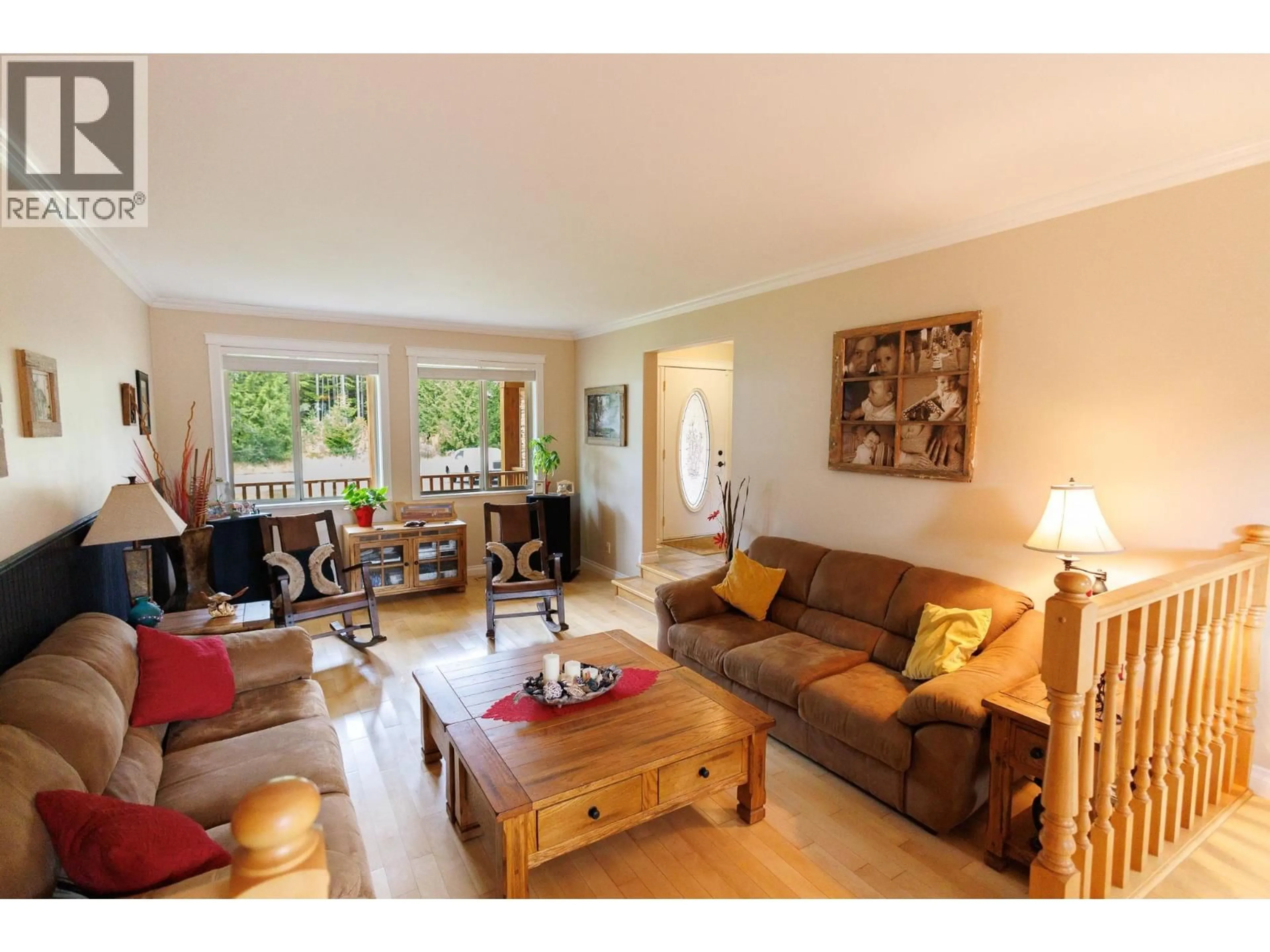 Living room with furniture, wood/laminate floor for 4028 MUNROE STREET, Terrace British Columbia V8G3C5