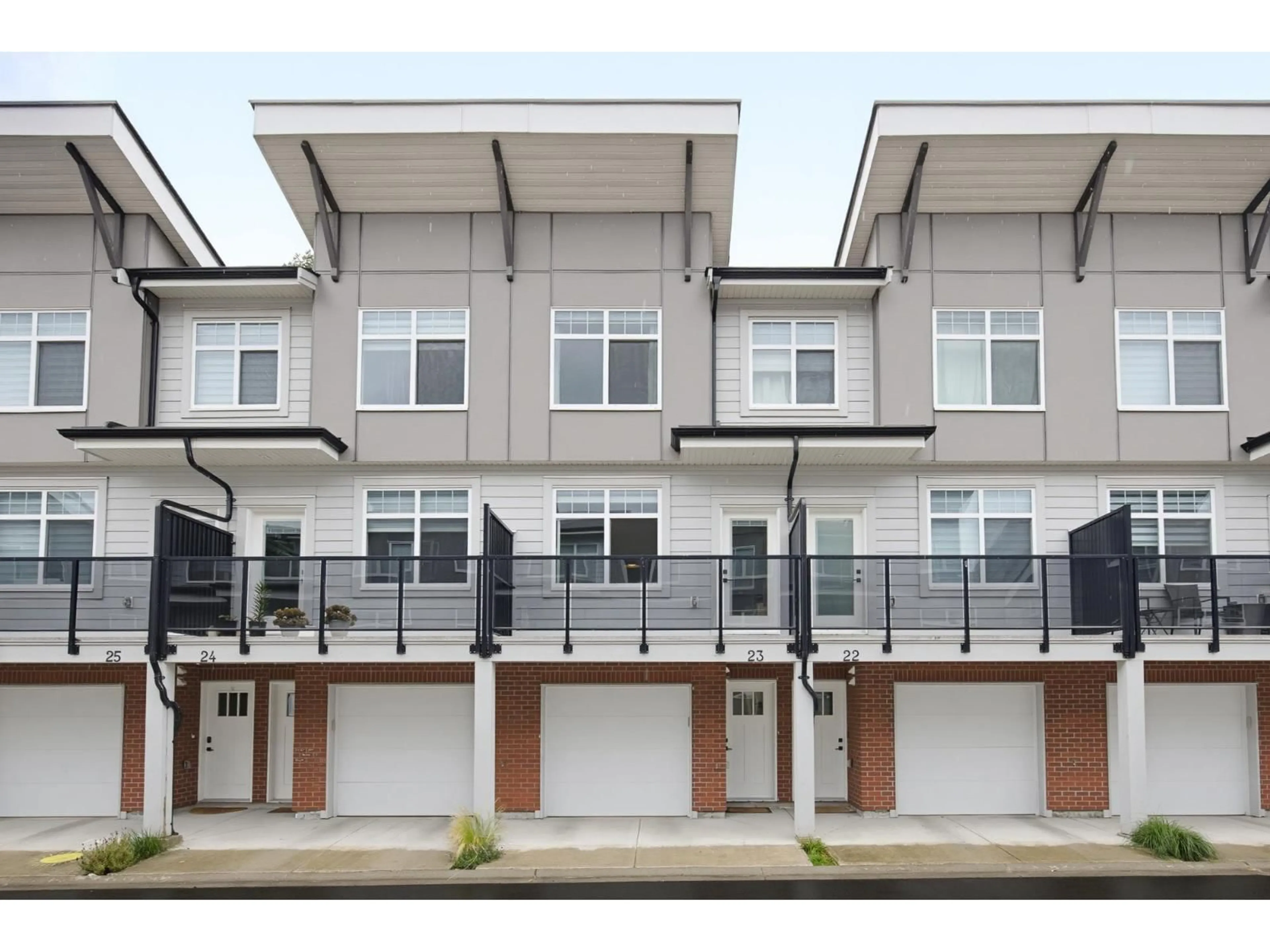 Unknown for 23 - 22334 48 AVENUE, Langley British Columbia V3A3N5
