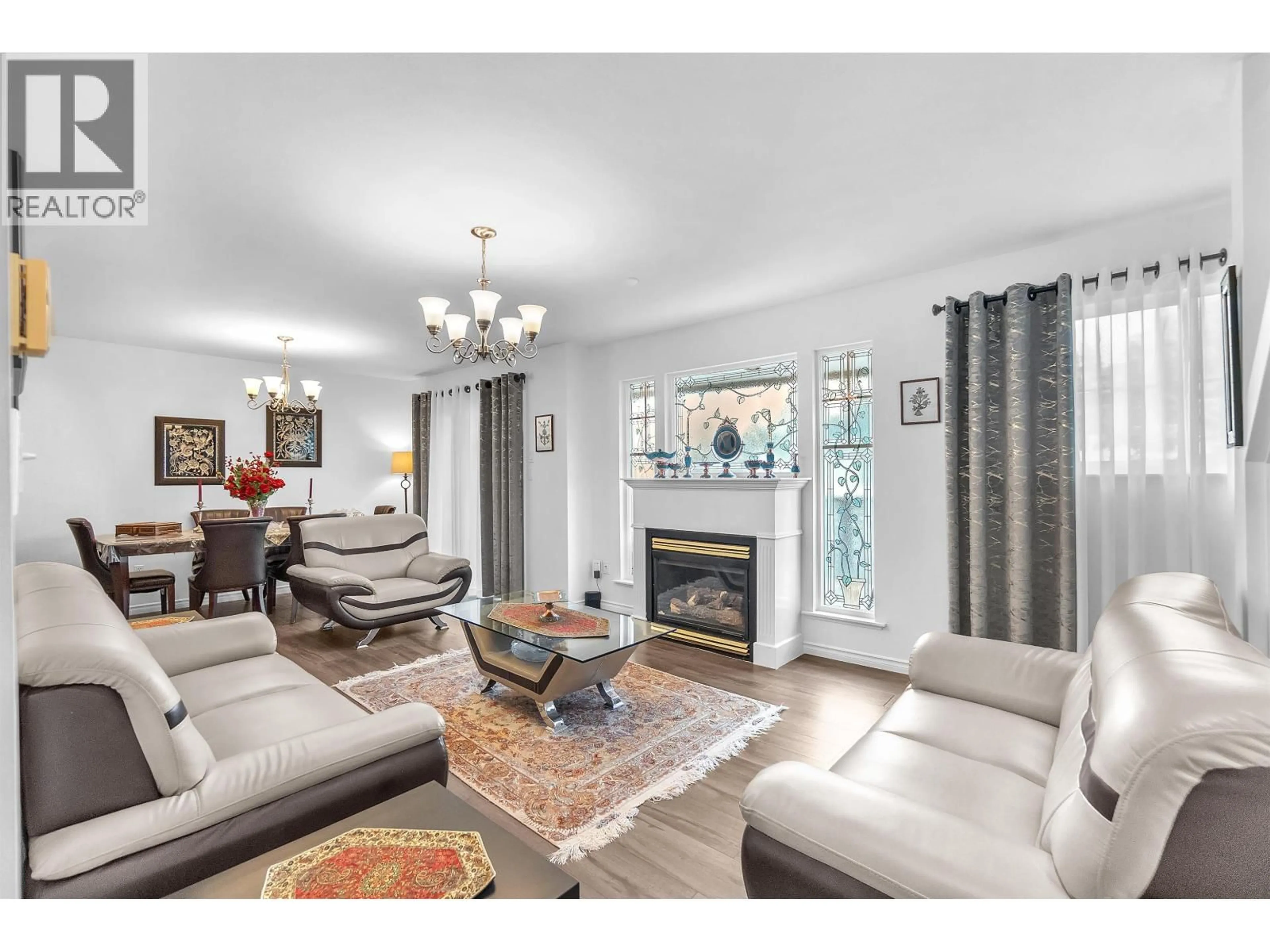 Living room with furniture, unknown for 5 - 2382 PARKWAY BOULEVARD, Coquitlam British Columbia V3E3M4