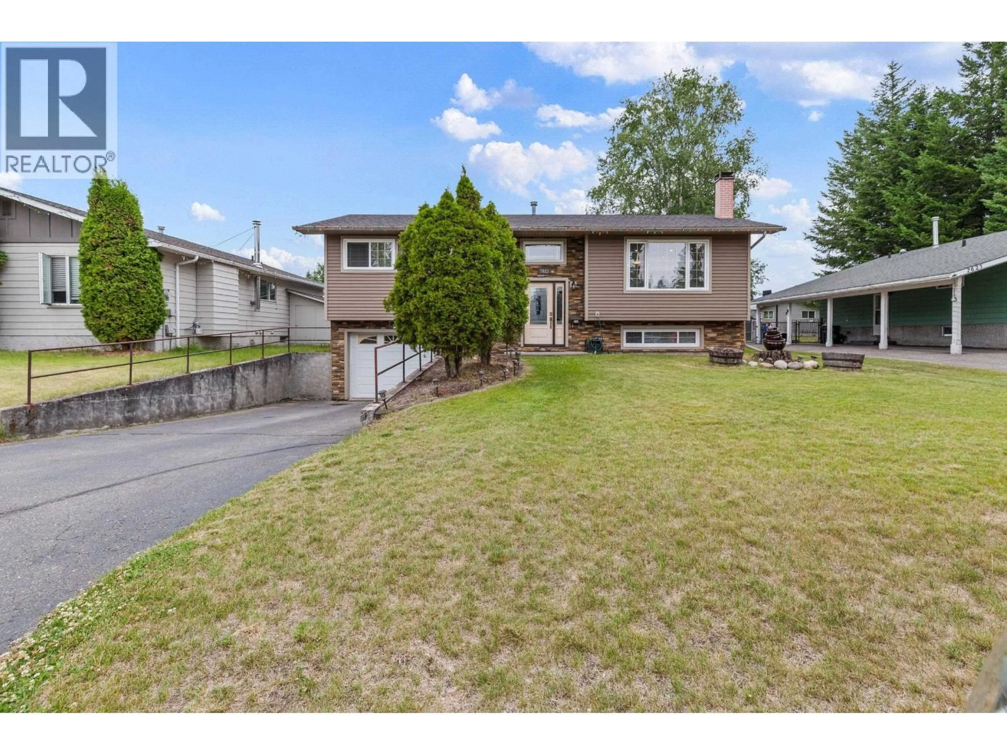 A pic from outside/outdoor area/front of a property/back of a property/a pic from drone, street for 7623 MONCTON CRESCENT, Prince George British Columbia V2N3M2