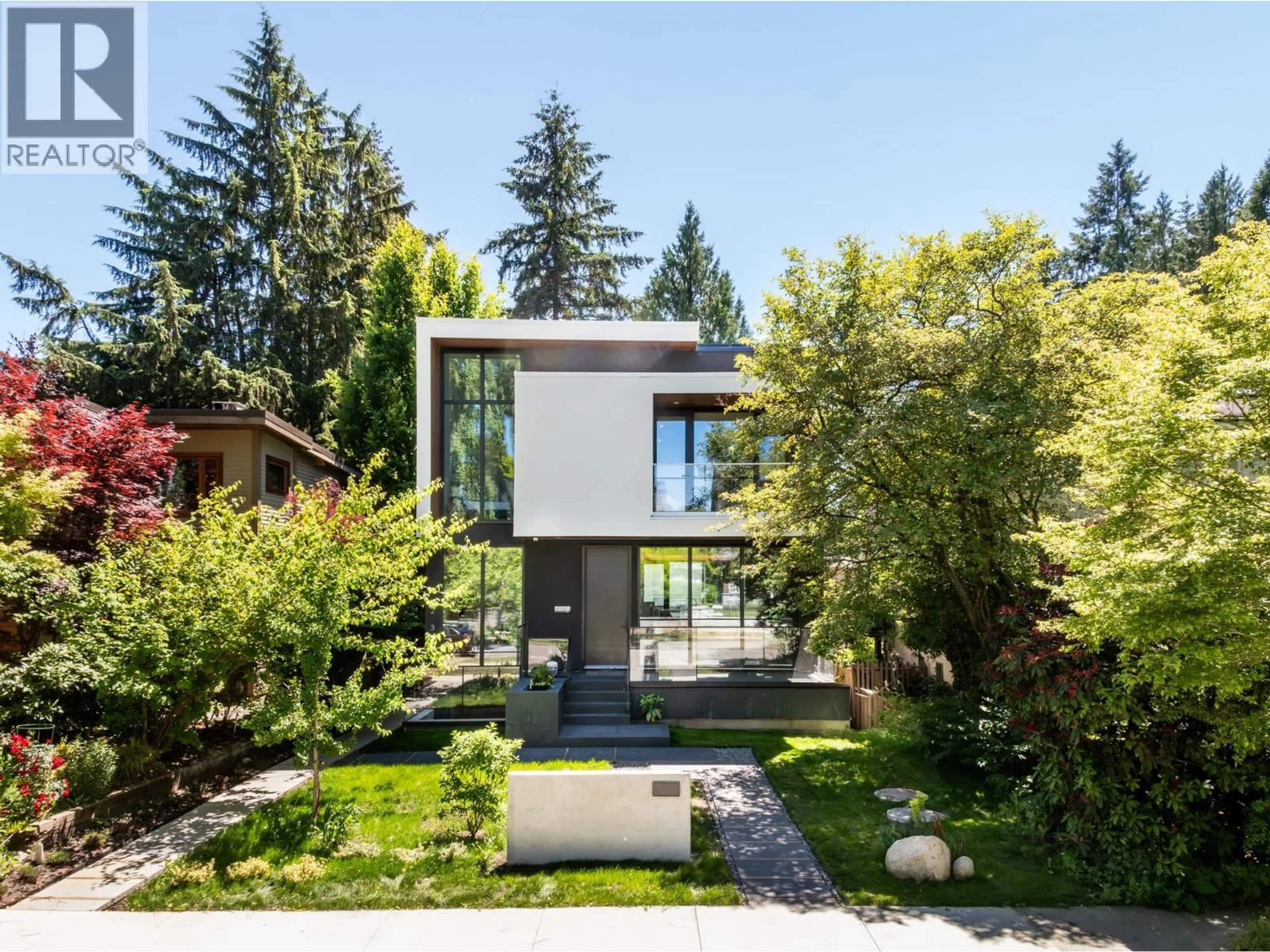 Unknown for 4090 31ST AVENUE, Vancouver British Columbia V6S1Y6