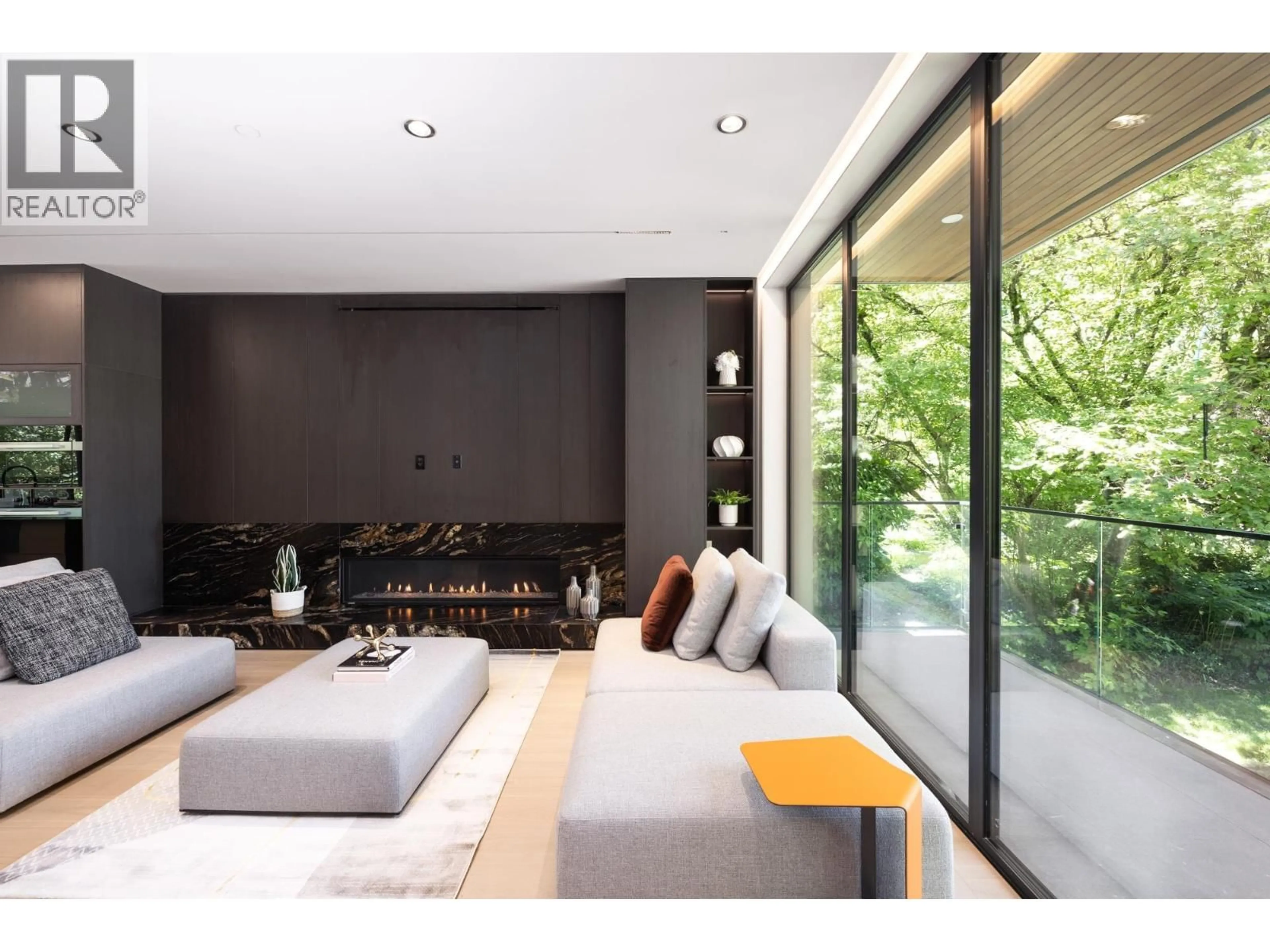 Unknown for 4090 31ST AVENUE, Vancouver British Columbia V6S1Y6