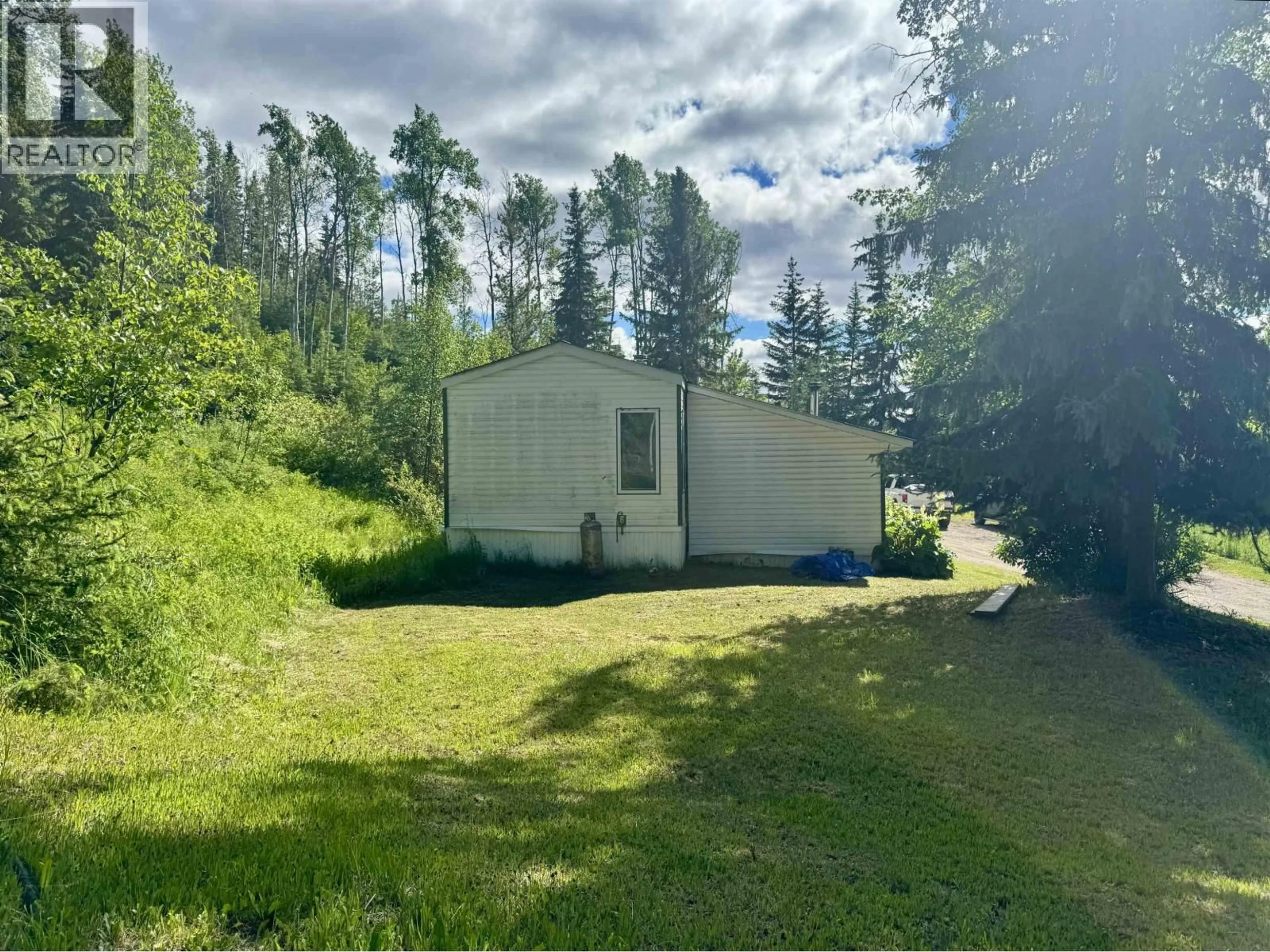 Shed for 1220 LOWLAND ROAD, Smithers British Columbia V0J2N6