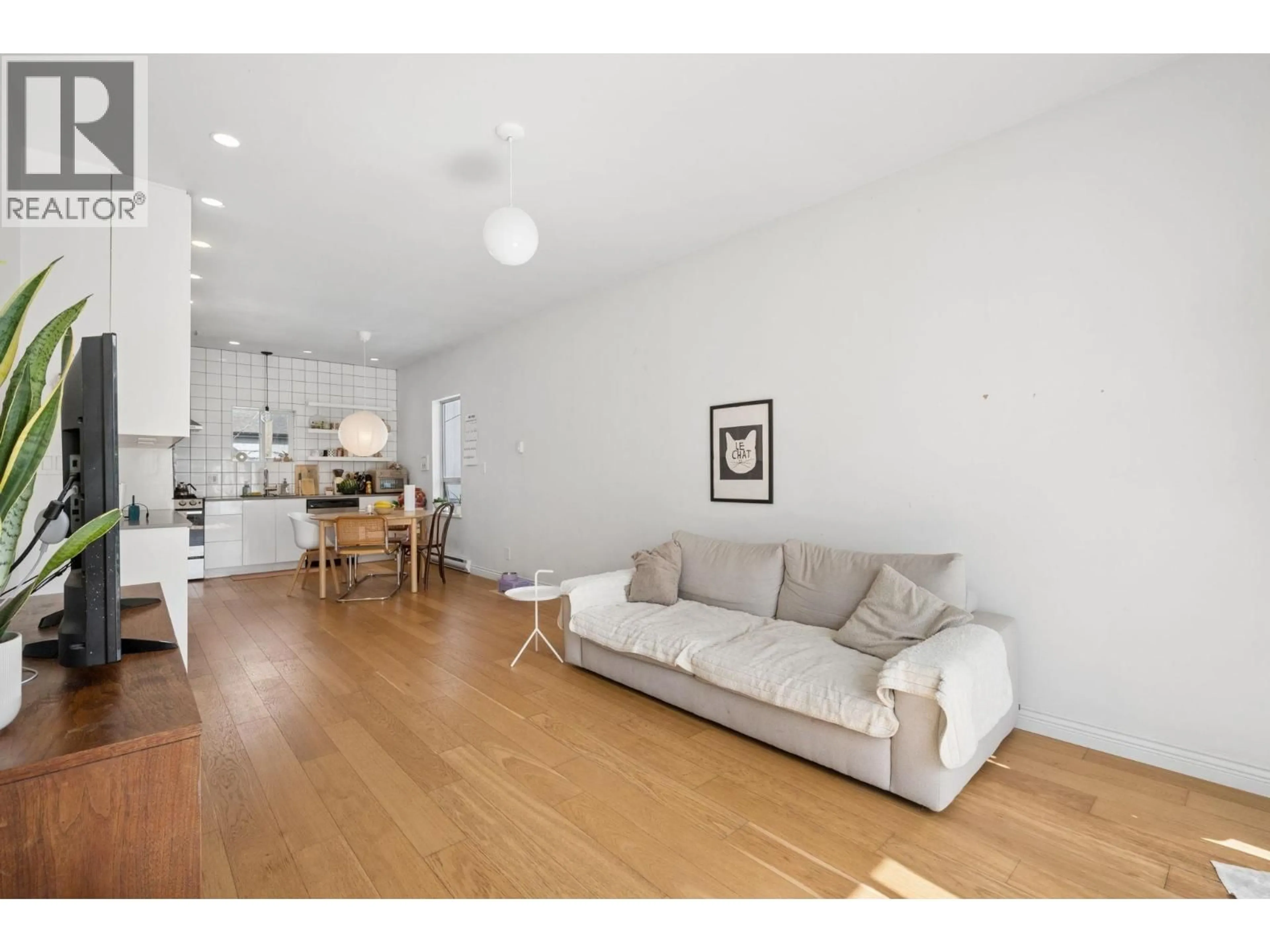 Unknown for 3559 LAKEWOOD STREET, Vancouver British Columbia V5N4V7