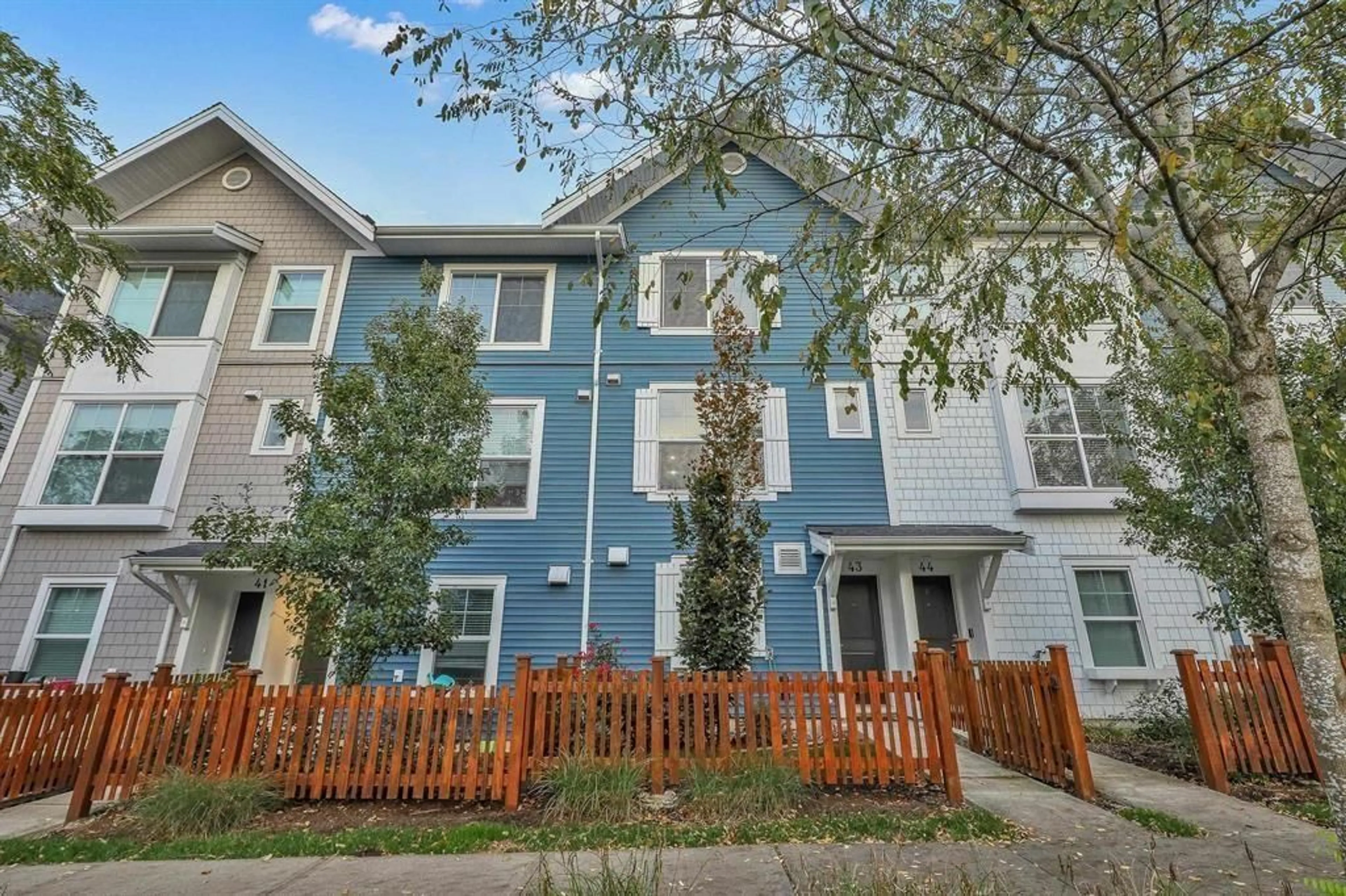 Patio, street for 43 - 20451 84 AVENUE, Langley British Columbia V2Y0X5