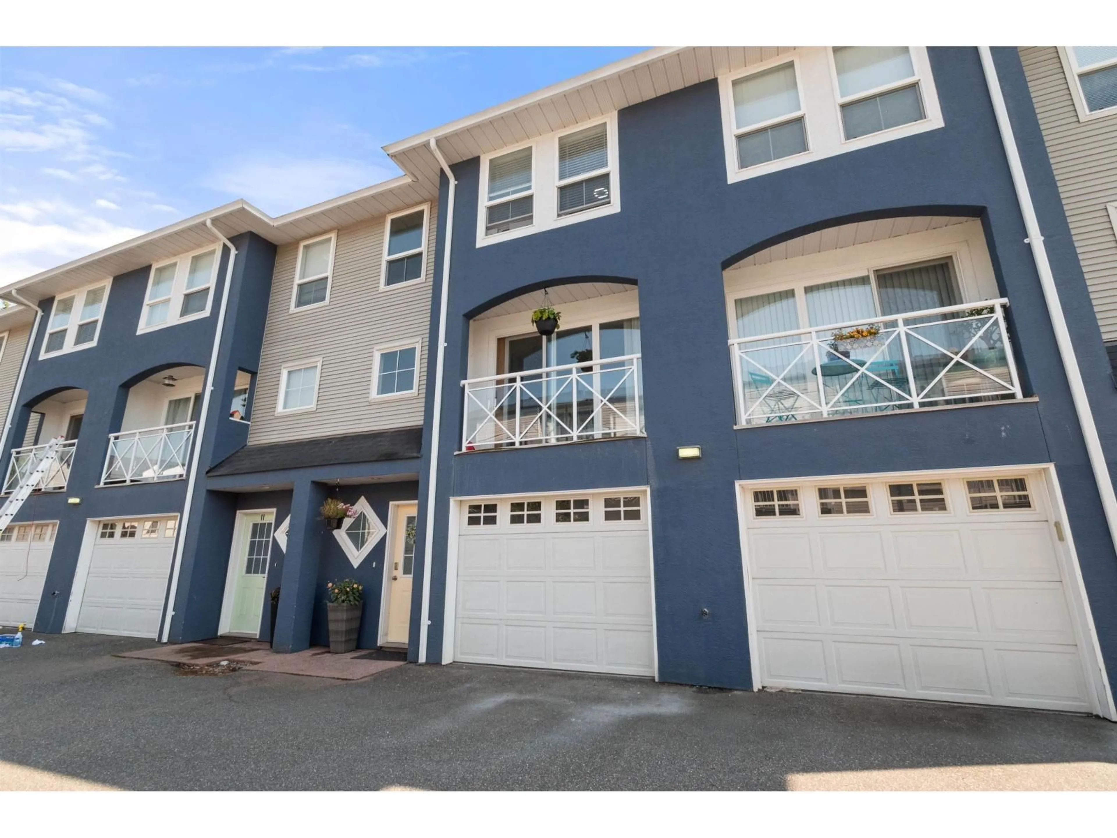 Unknown for 10 - 5926 VEDDER ROAD, Chilliwack British Columbia V2R3V8