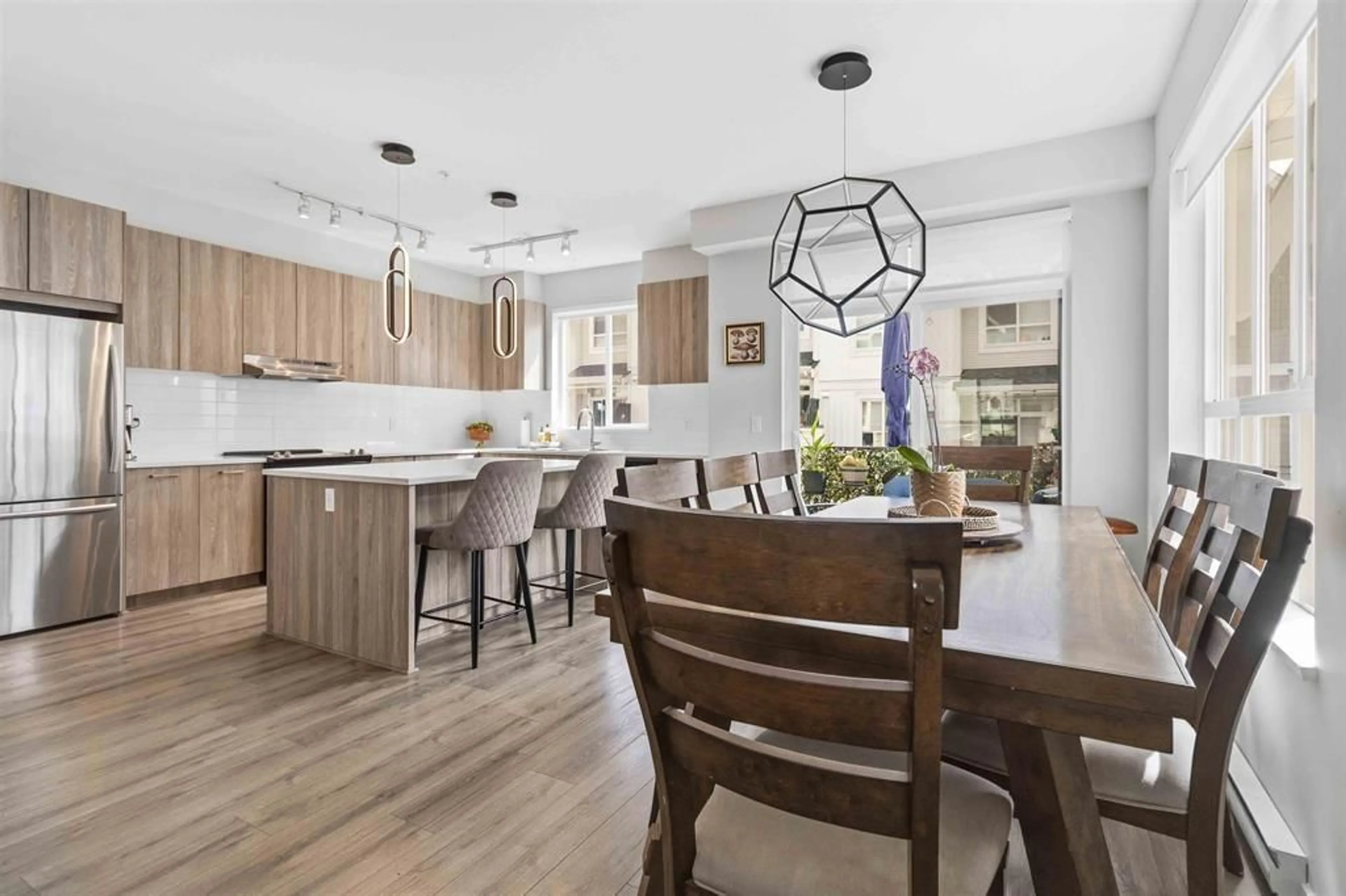 Open concept kitchen, wood/laminate floor for 116 - 8335 NELSON STREET, Mission British Columbia V4S0E4