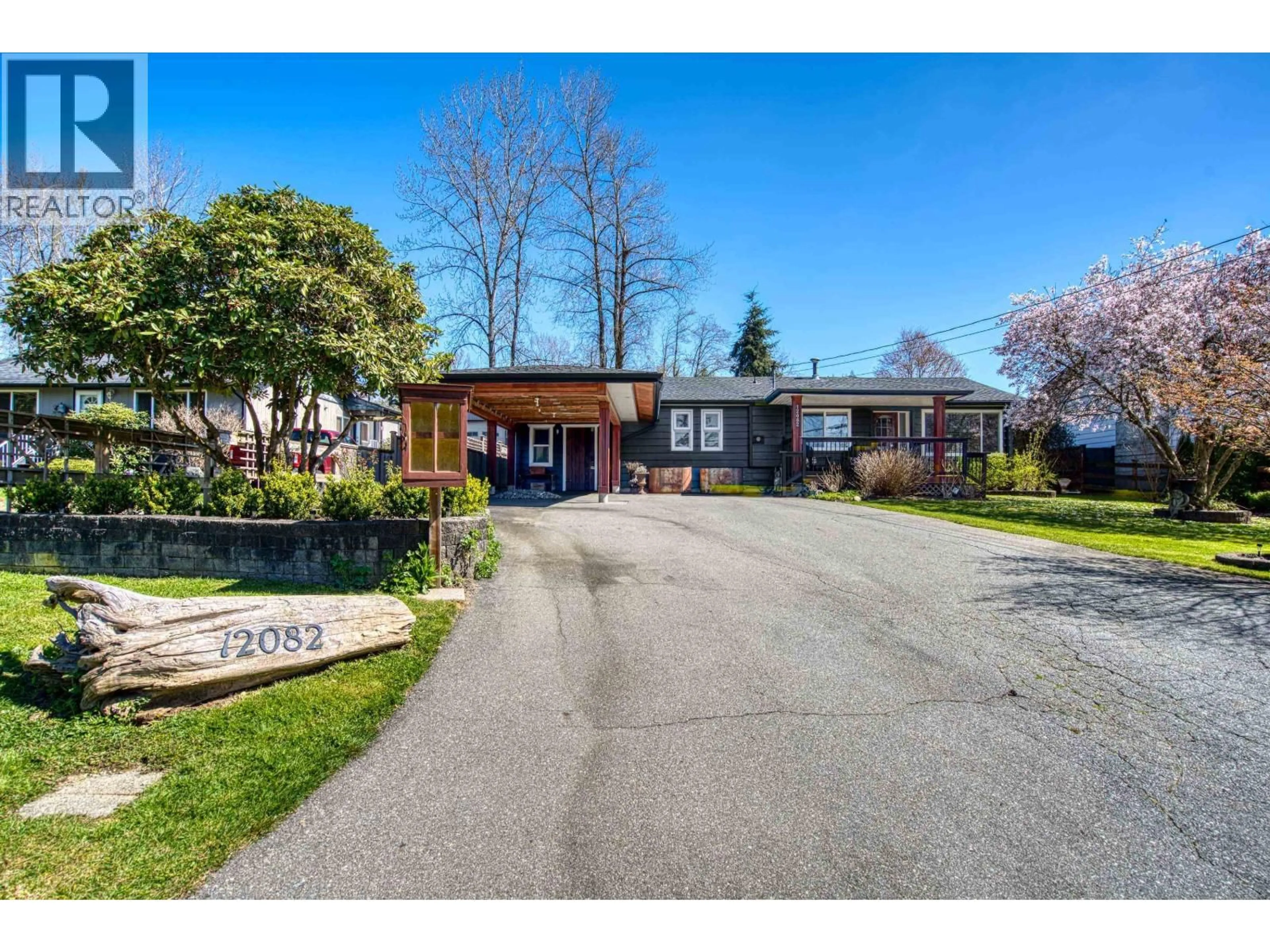 Patio, street for 12082 261 STREET, Maple Ridge British Columbia V2W2A6