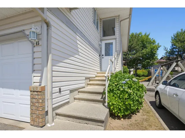 45 - 2023 WINFIELD DRIVE, Abbotsford 3