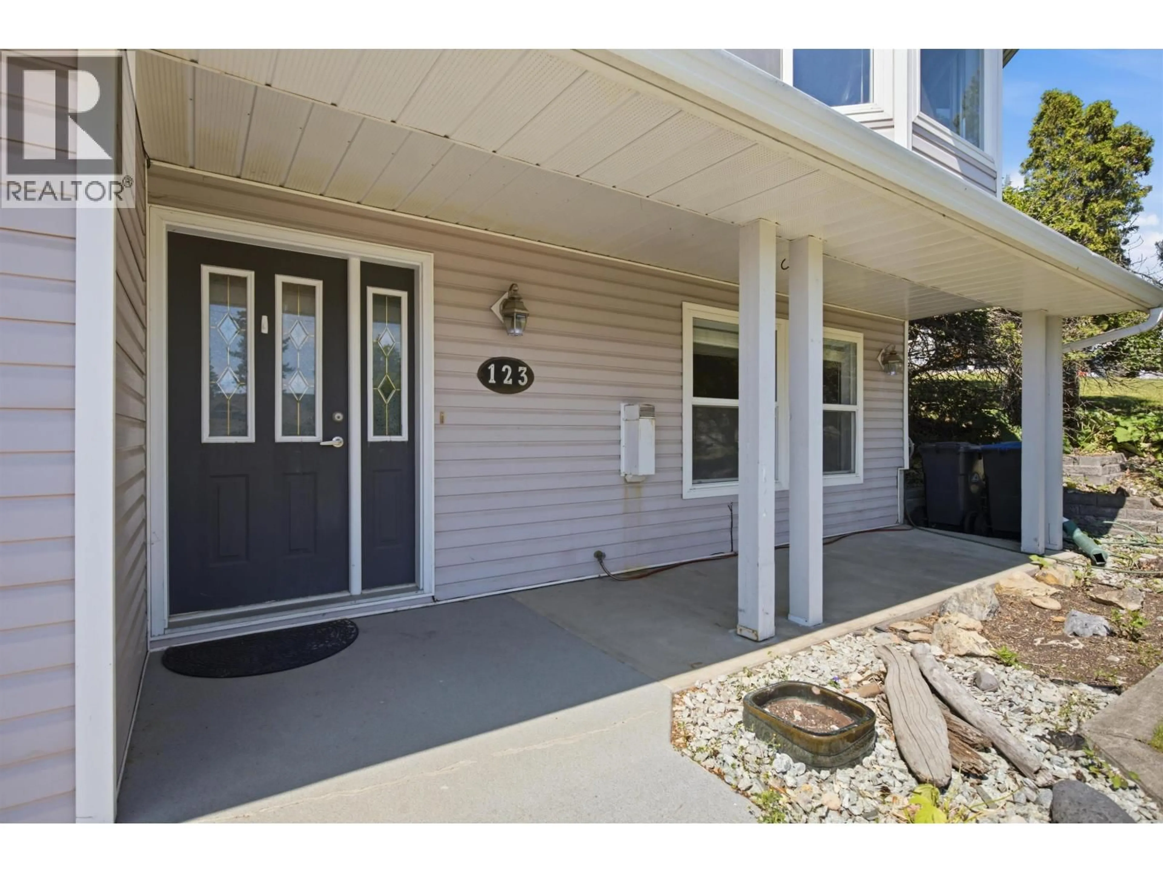 Indoor entryway for 123 WESTRIDGE DRIVE, Williams Lake British Columbia V2G5K4