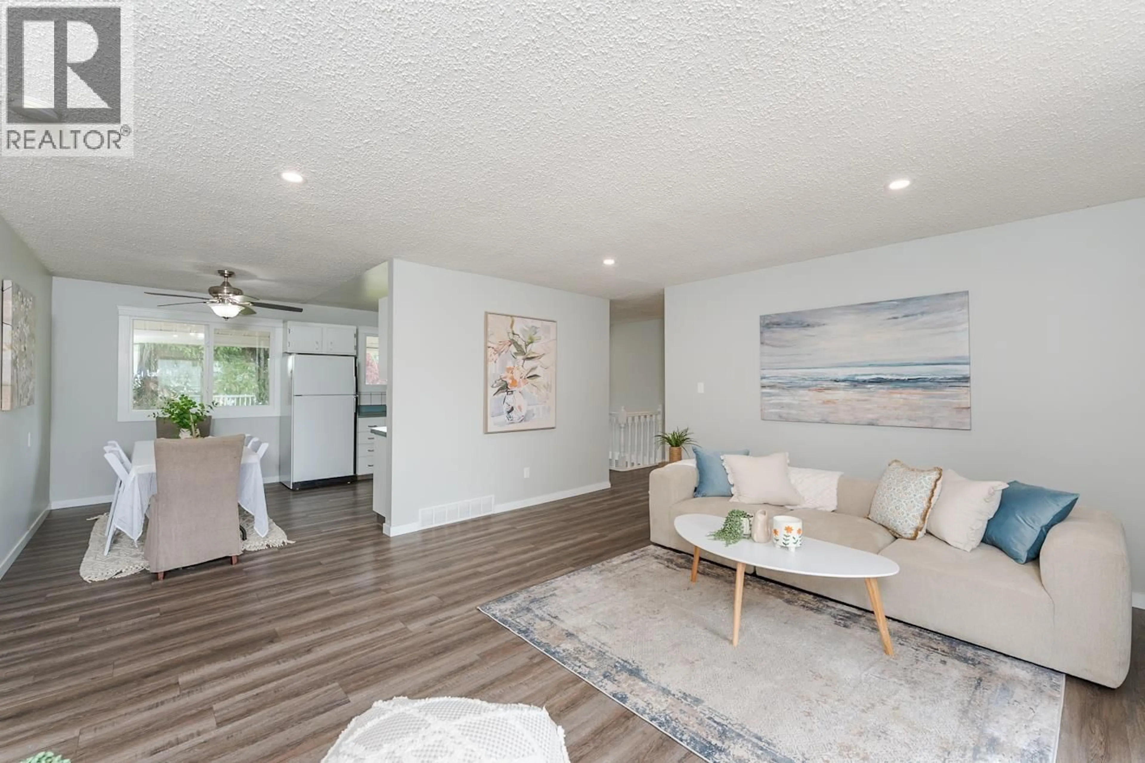 Living room with furniture, unknown for 636 LACOMA STREET, Prince George British Columbia V2M5B9