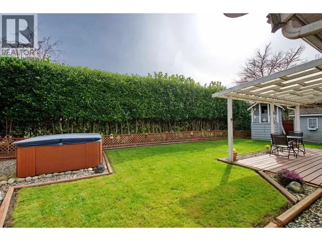 6343 CRESCENT PLACE, Delta 4