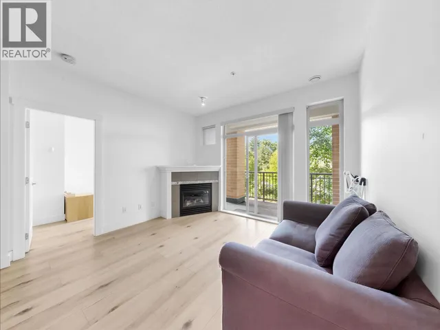 319 - 2250 WESBROOK MALL, Vancouver 4