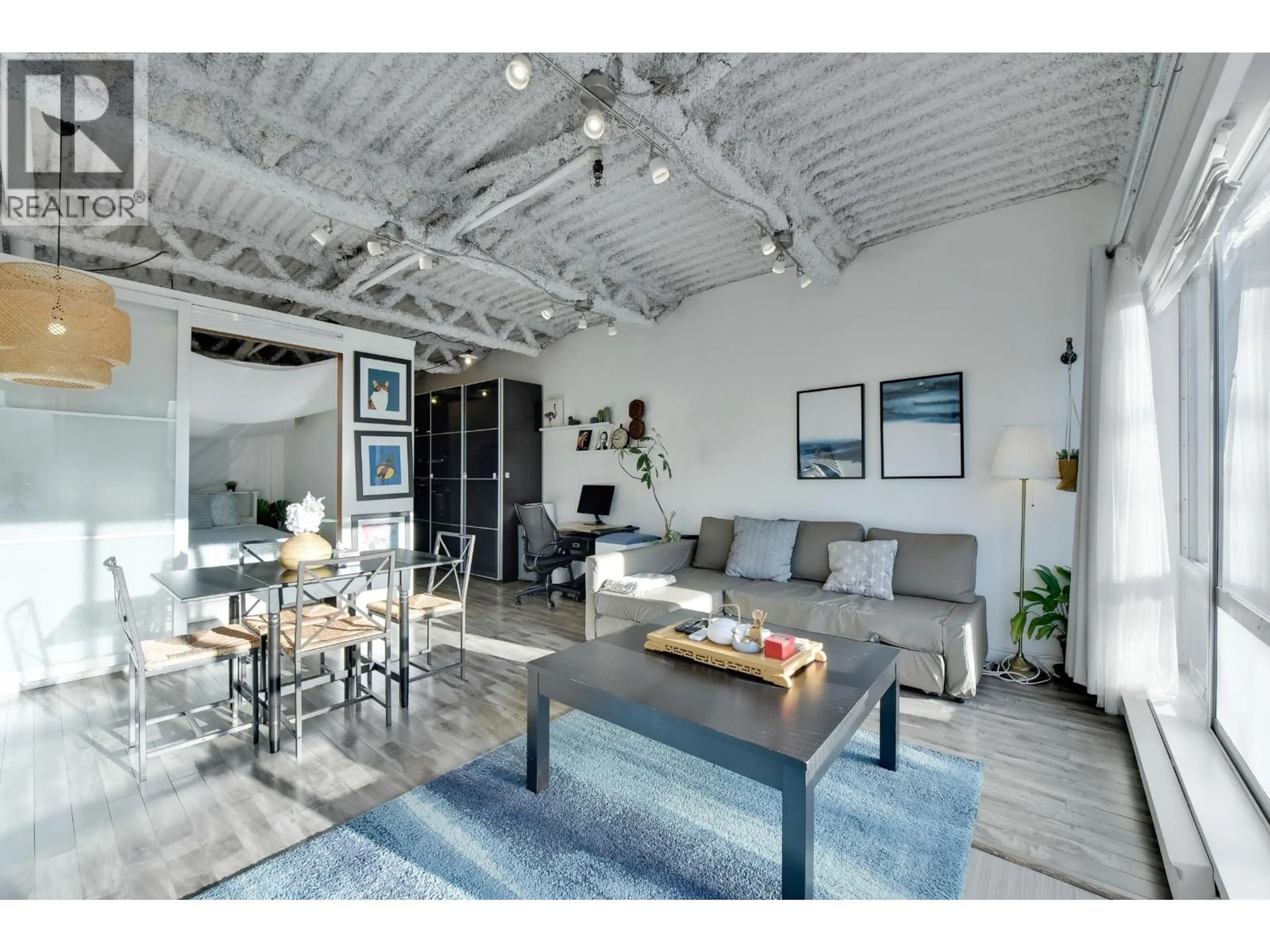 Living room with furniture, unknown for 305 - 350 2ND AVENUE, Vancouver British Columbia V5T4R8