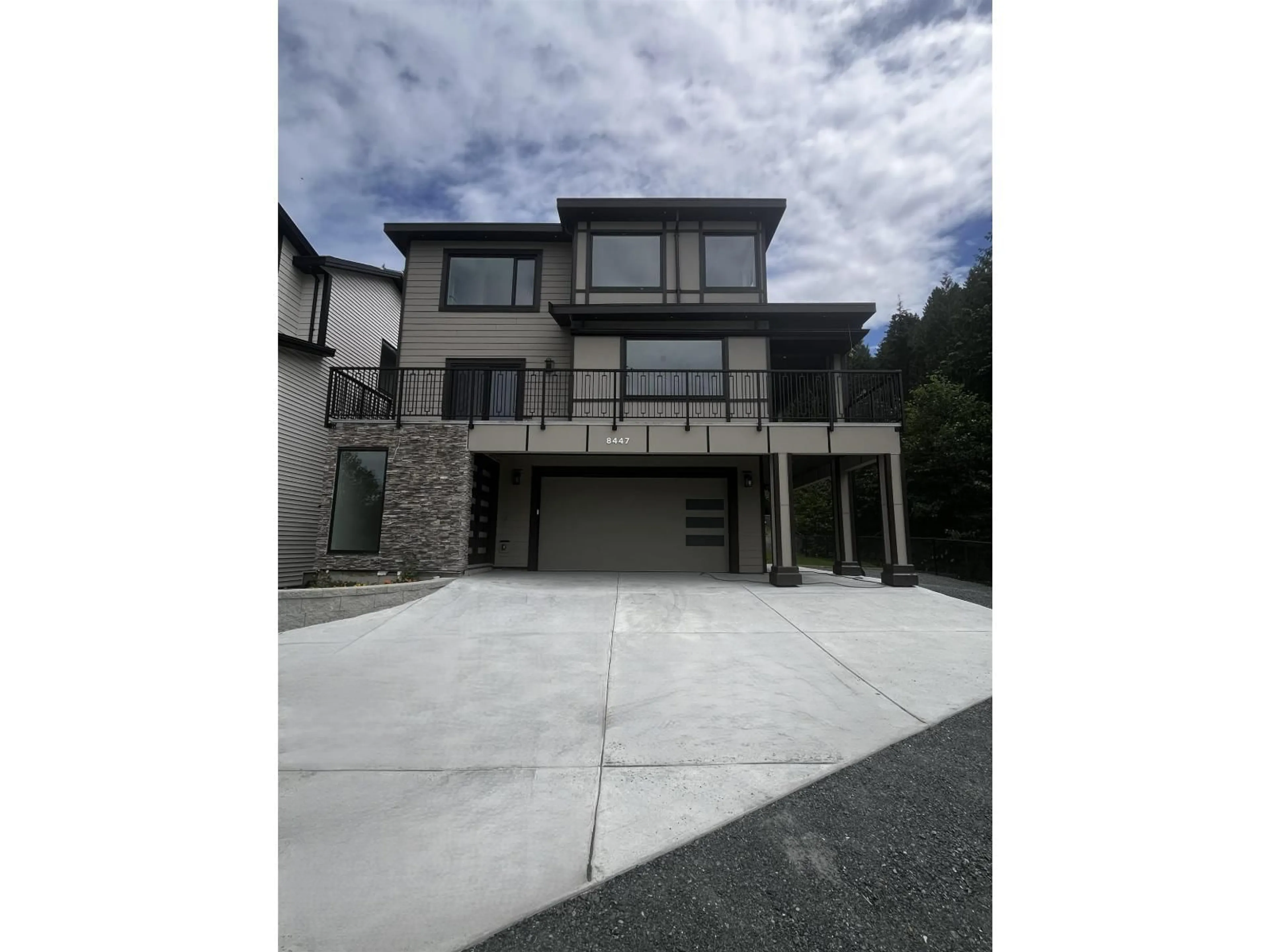 Unknown for 8447 FOREST GATE DRIVE, Chilliwack British Columbia V4Z0C7