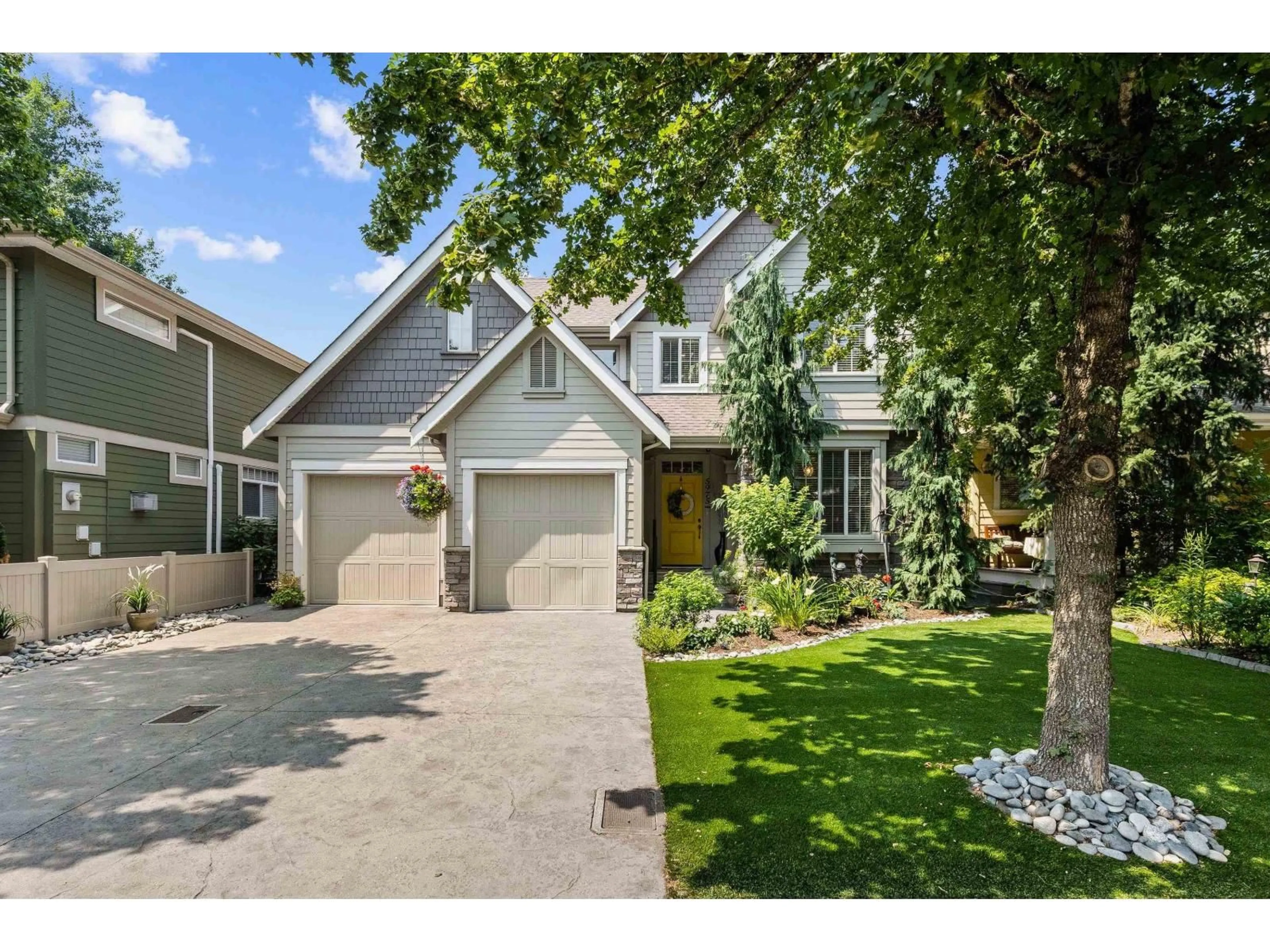 Home with vinyl exterior material, street for 5975 MATSQUI STREET, Chilliwack British Columbia V2R0G6