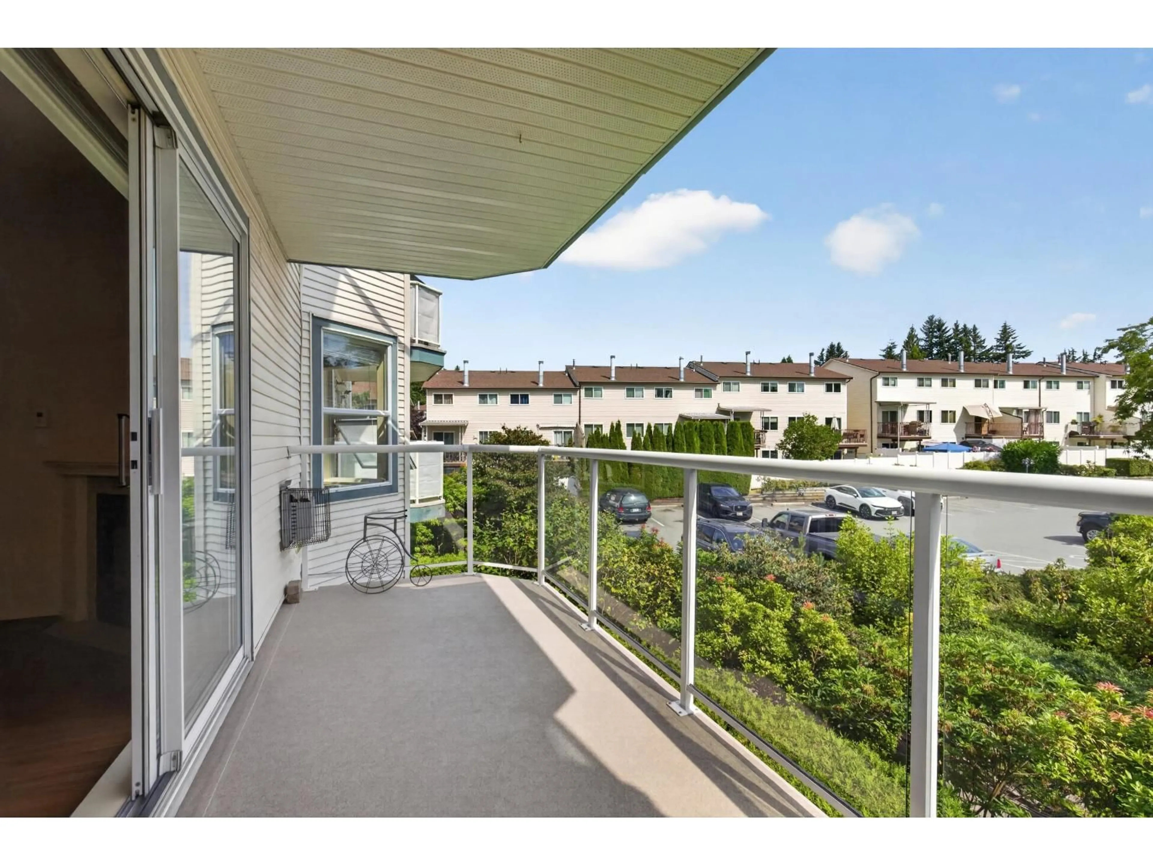 Balcony in the apartment, water/lake/river/ocean view for 220 - 27358 32 AVENUE, Langley British Columbia V4W3M5
