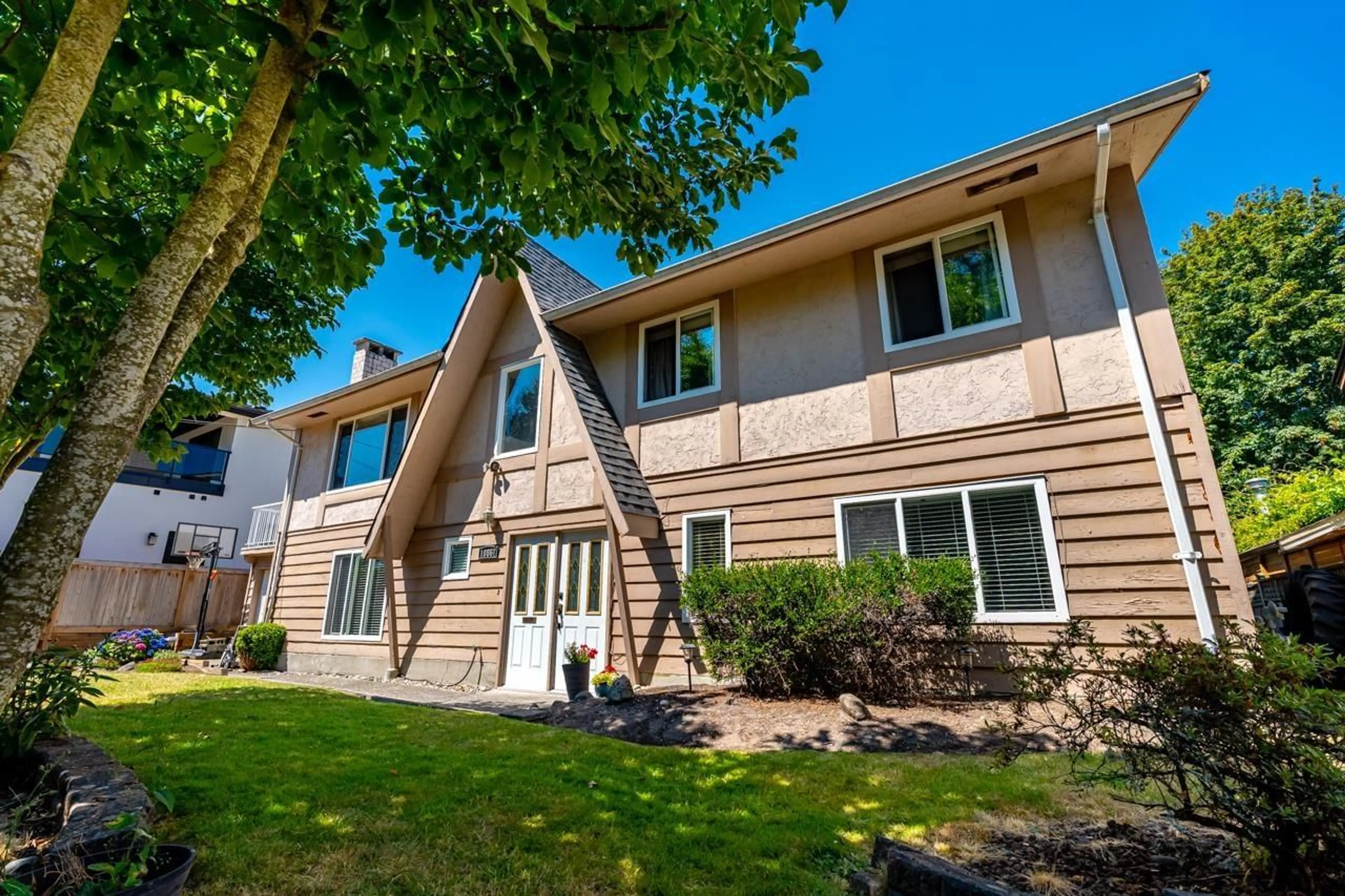 Home with vinyl exterior material, unknown for 10867 64A AVENUE, Delta British Columbia V4E1E2