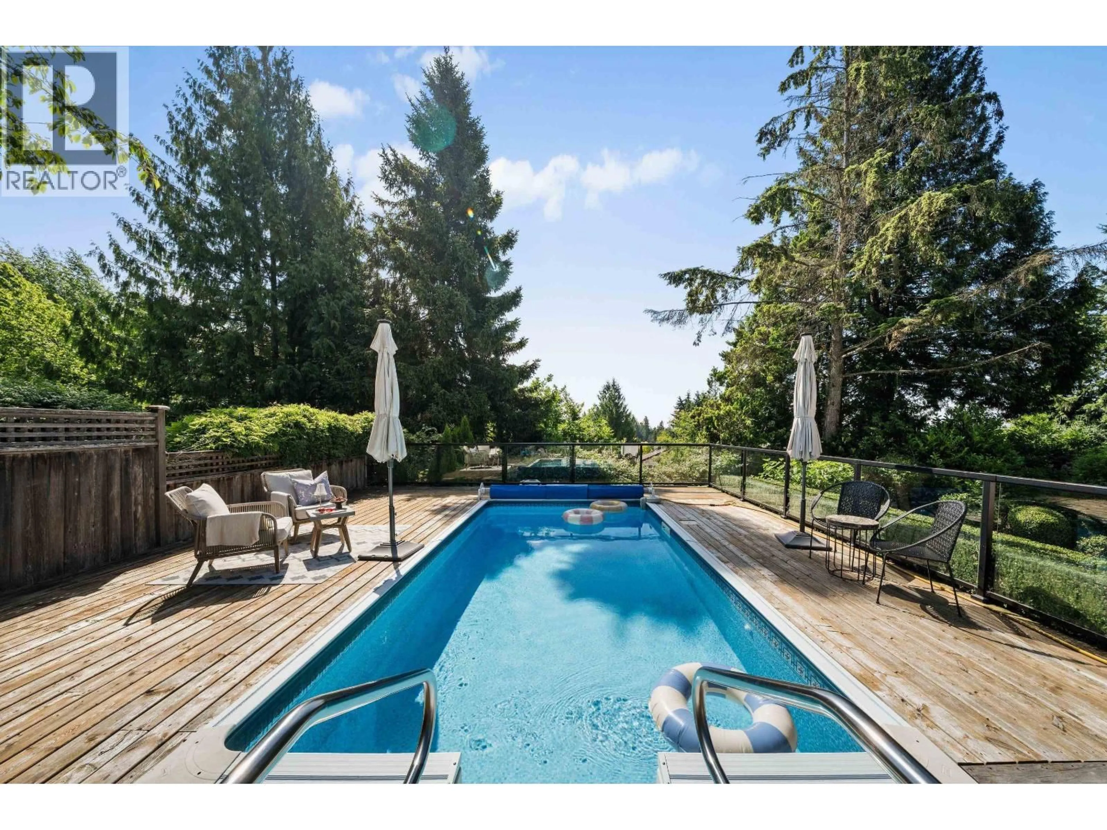 Pool for 80 GLENMORE DRIVE, West Vancouver British Columbia V7S1A8
