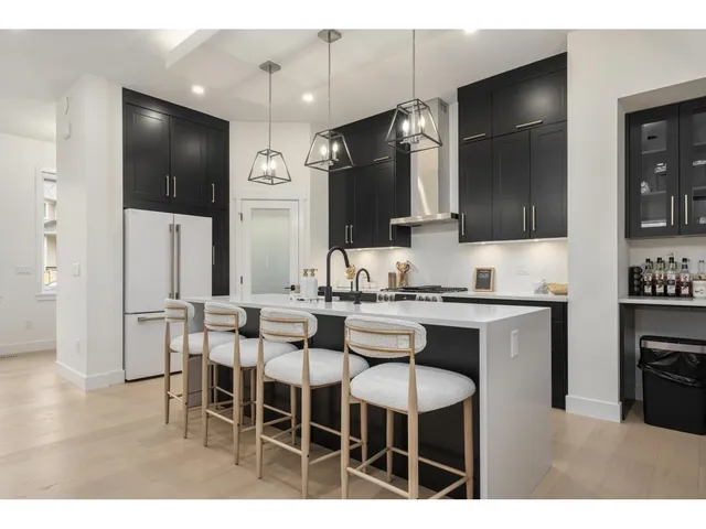 10108 ELDERBERRY CRESCENT, Surrey 5