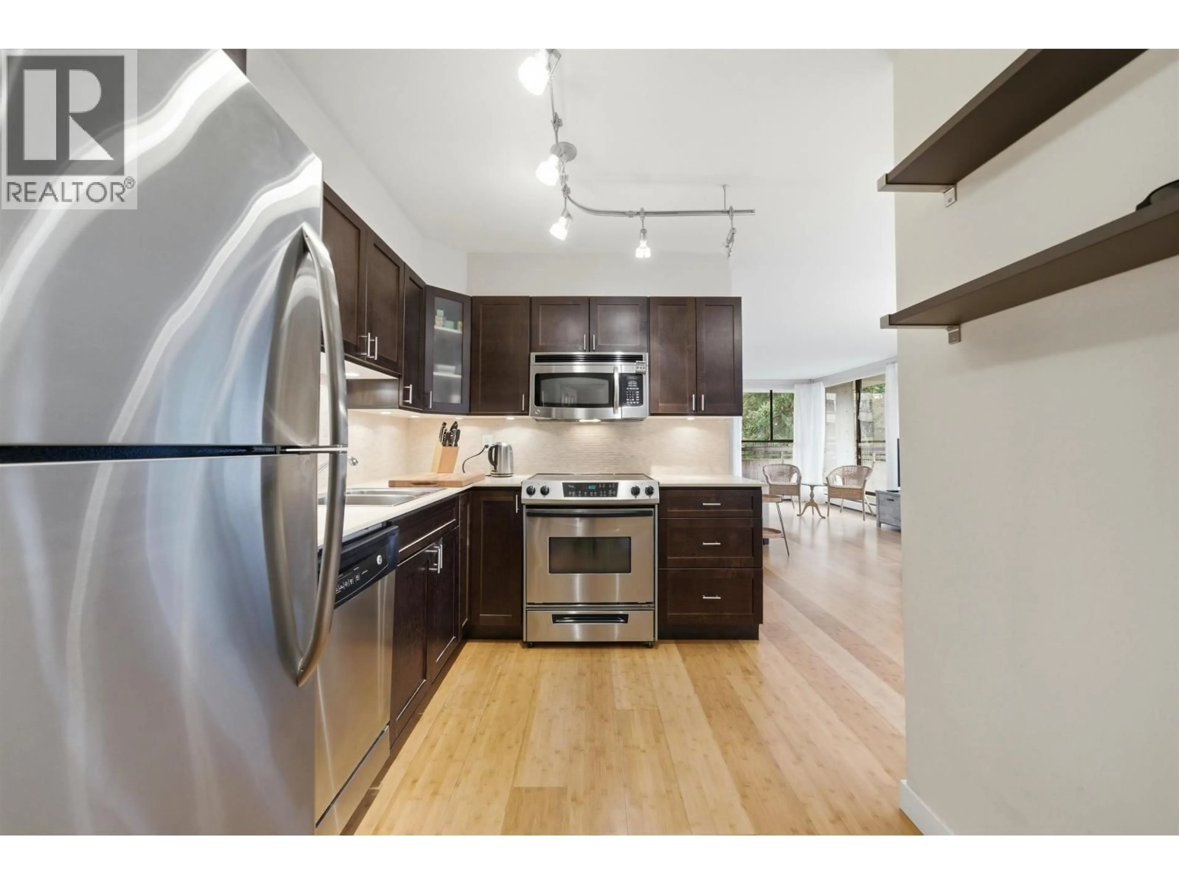 Open concept kitchen, unknown for 503 - 3755 BARTLETT COURT, Burnaby British Columbia V3J7G7