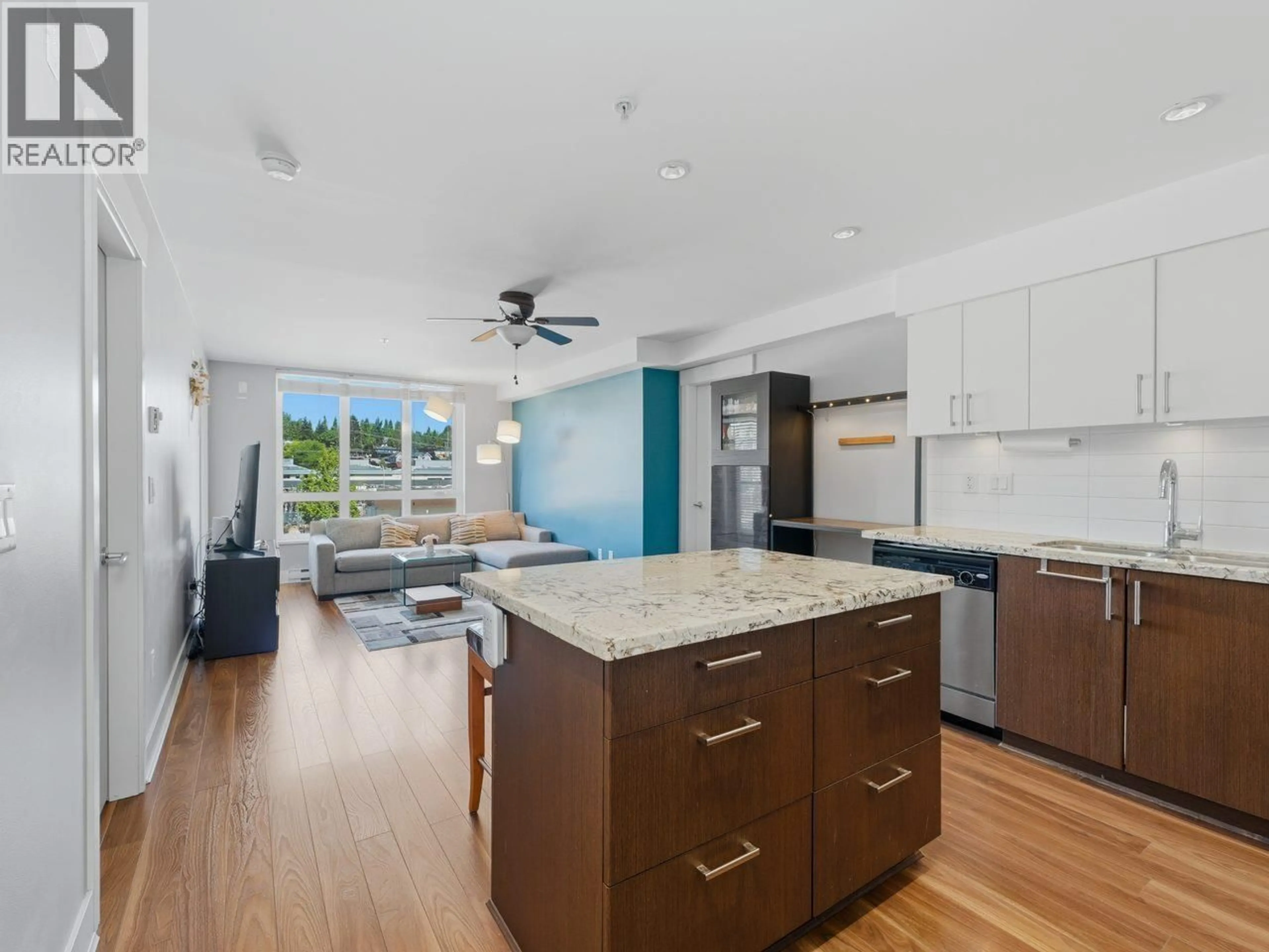 Open concept kitchen, unknown for 308 - 85 EIGHTH AVENUE, New Westminster British Columbia V3L0E9