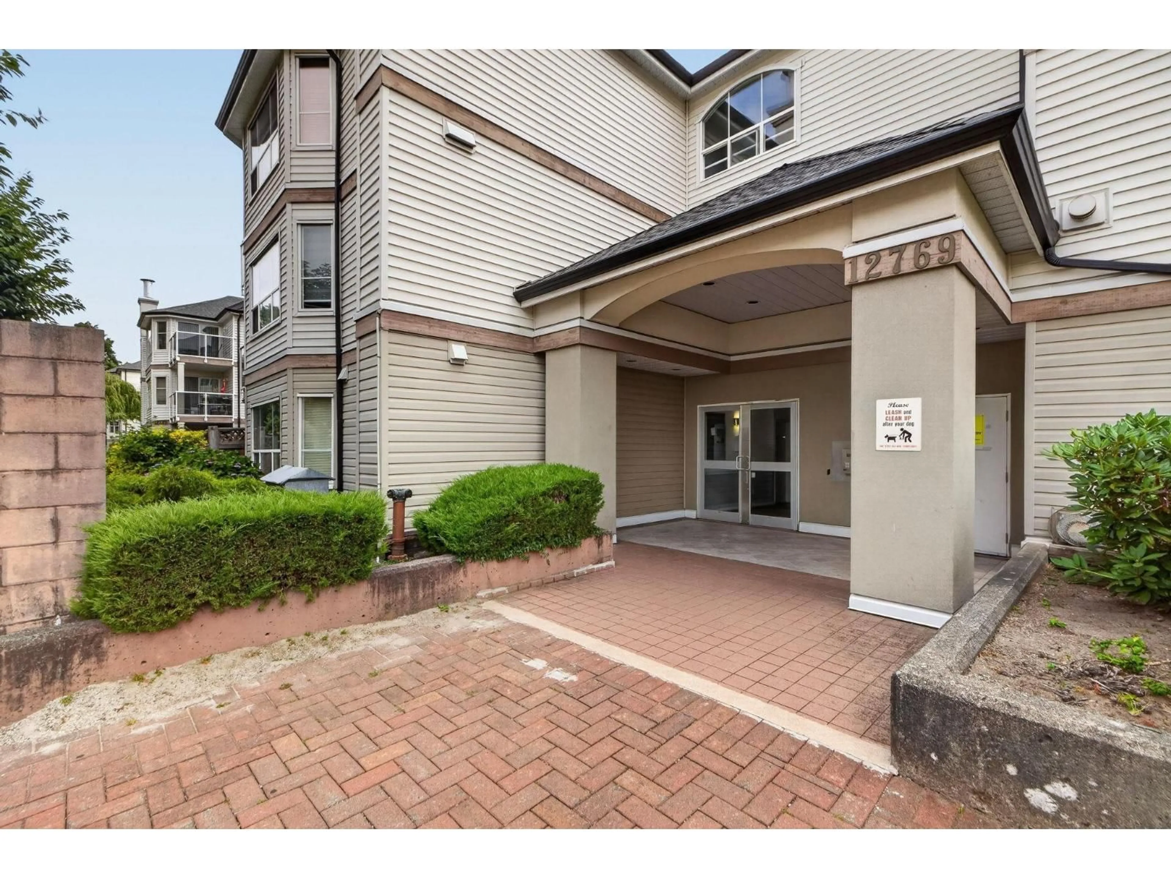 Unknown for 303 - 12769 72 AVENUE, Surrey British Columbia V3W2M7