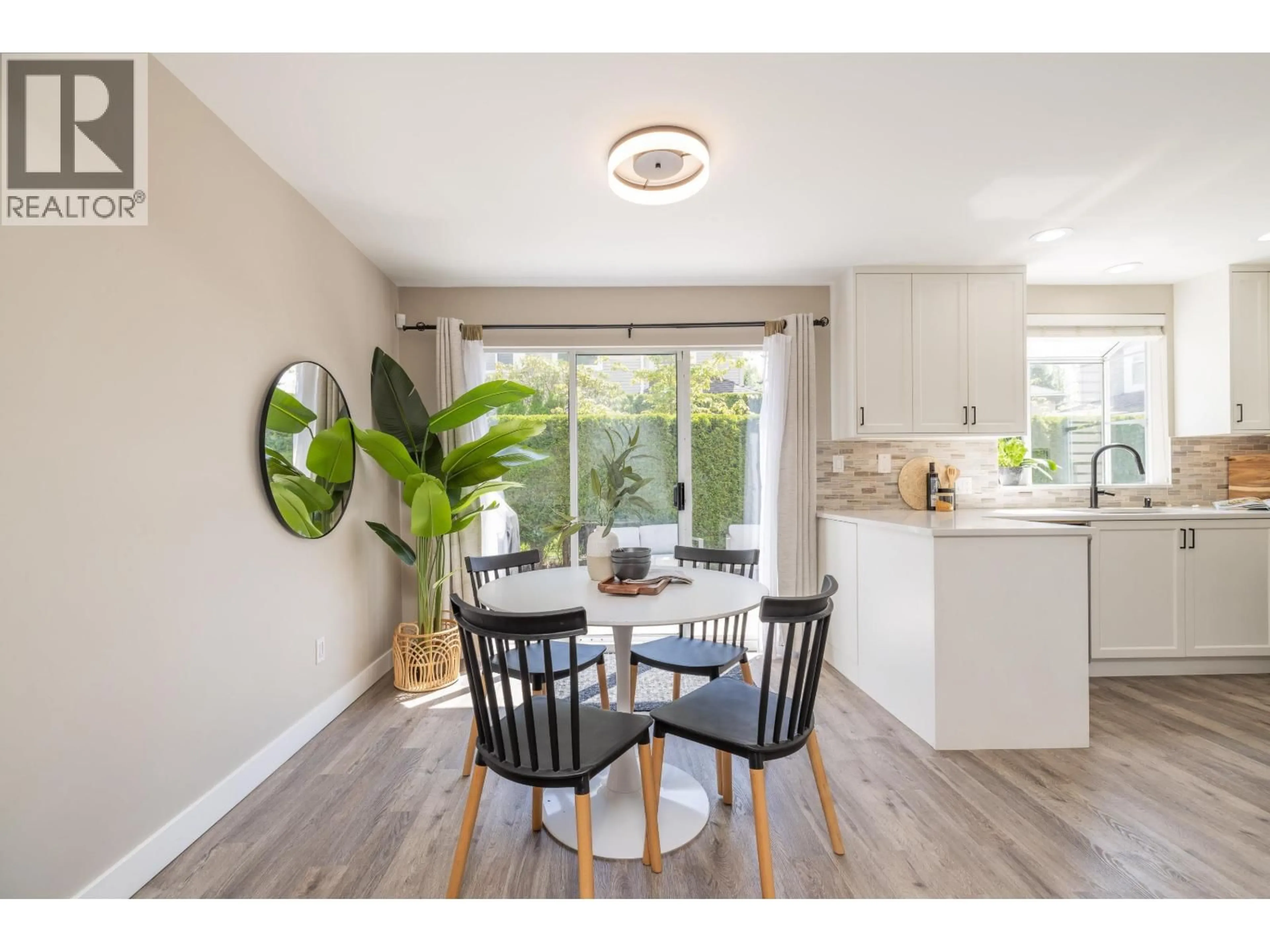 Open concept kitchen, wood/laminate floor for 863 ROCHE POINT DRIVE, North Vancouver British Columbia V7H2W5