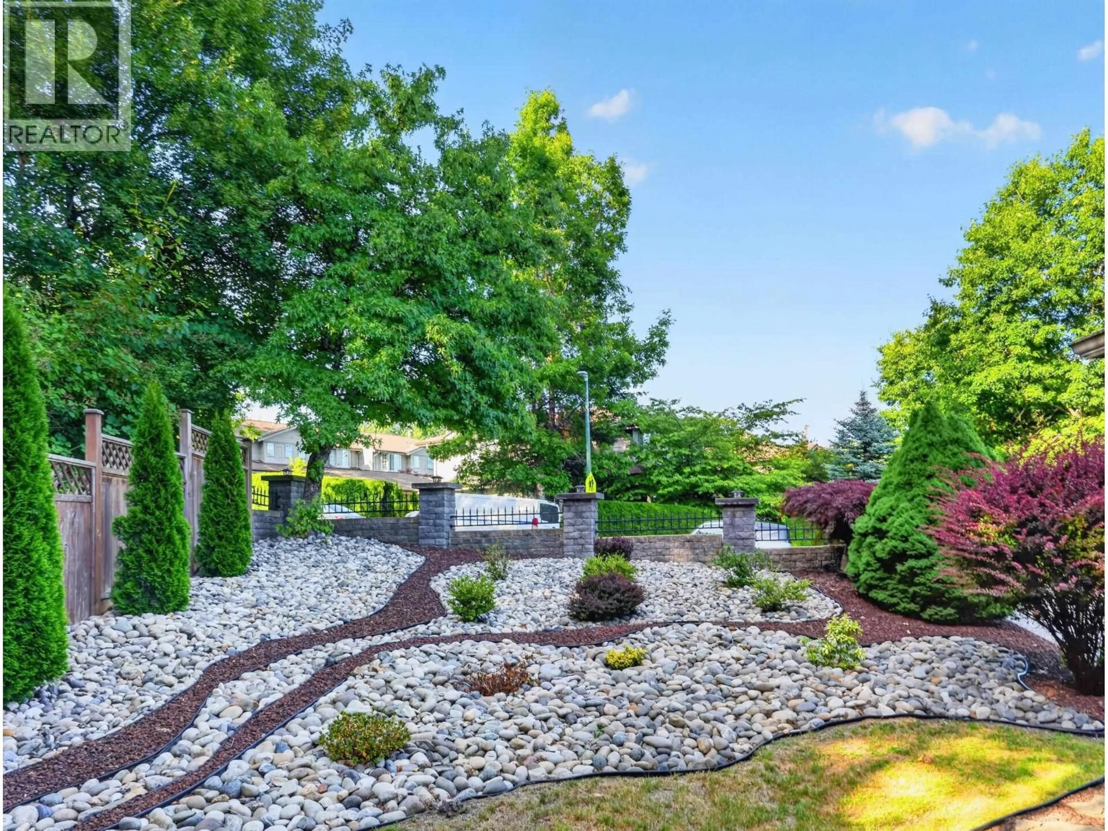 Patio, unknown for 1498 LANSDOWNE DRIVE, Coquitlam British Columbia V3E2S8