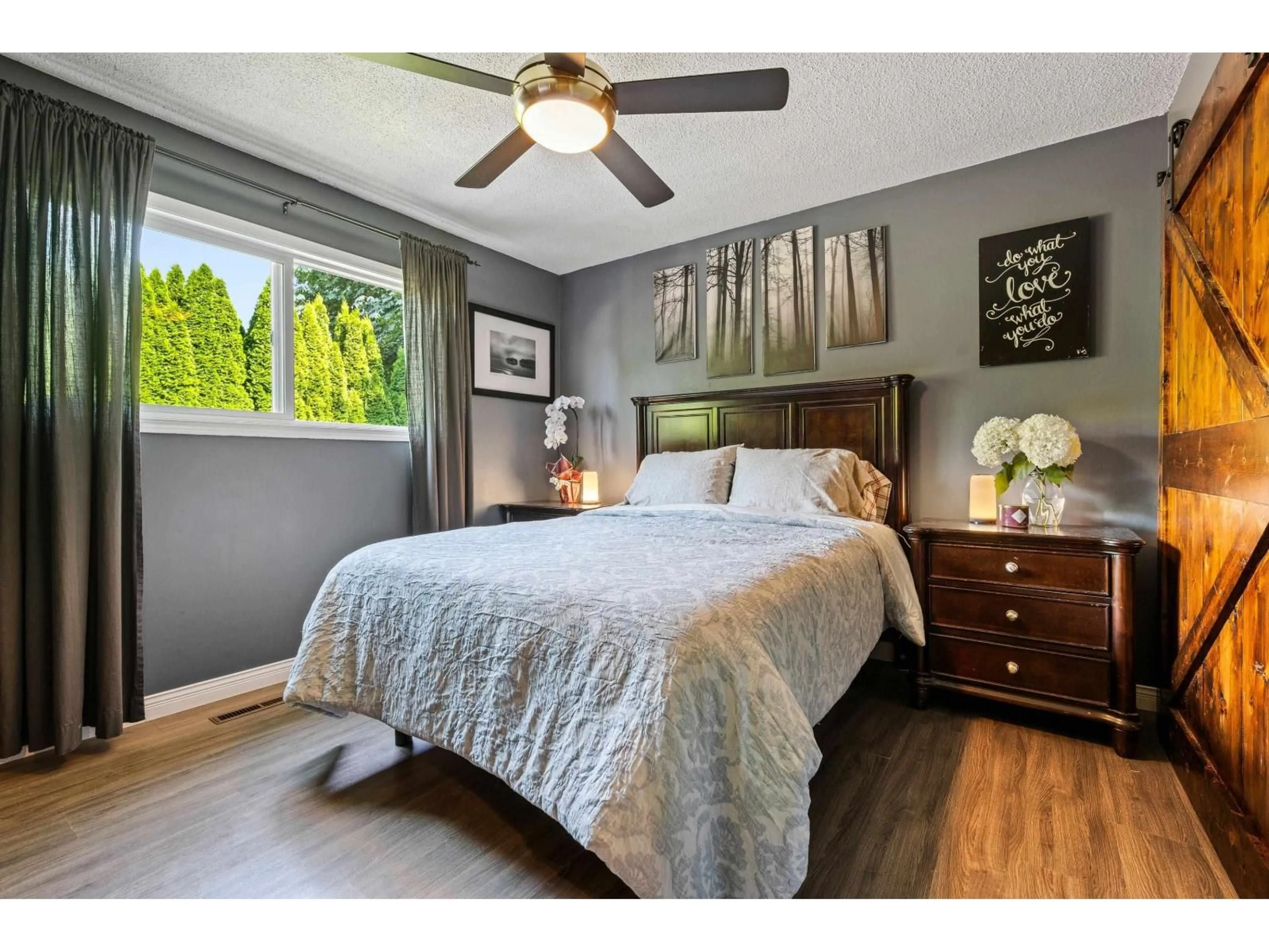 Bedroom with bed, wood/laminate floor for 46670 BRICE ROAD, Chilliwack British Columbia V2P3V7