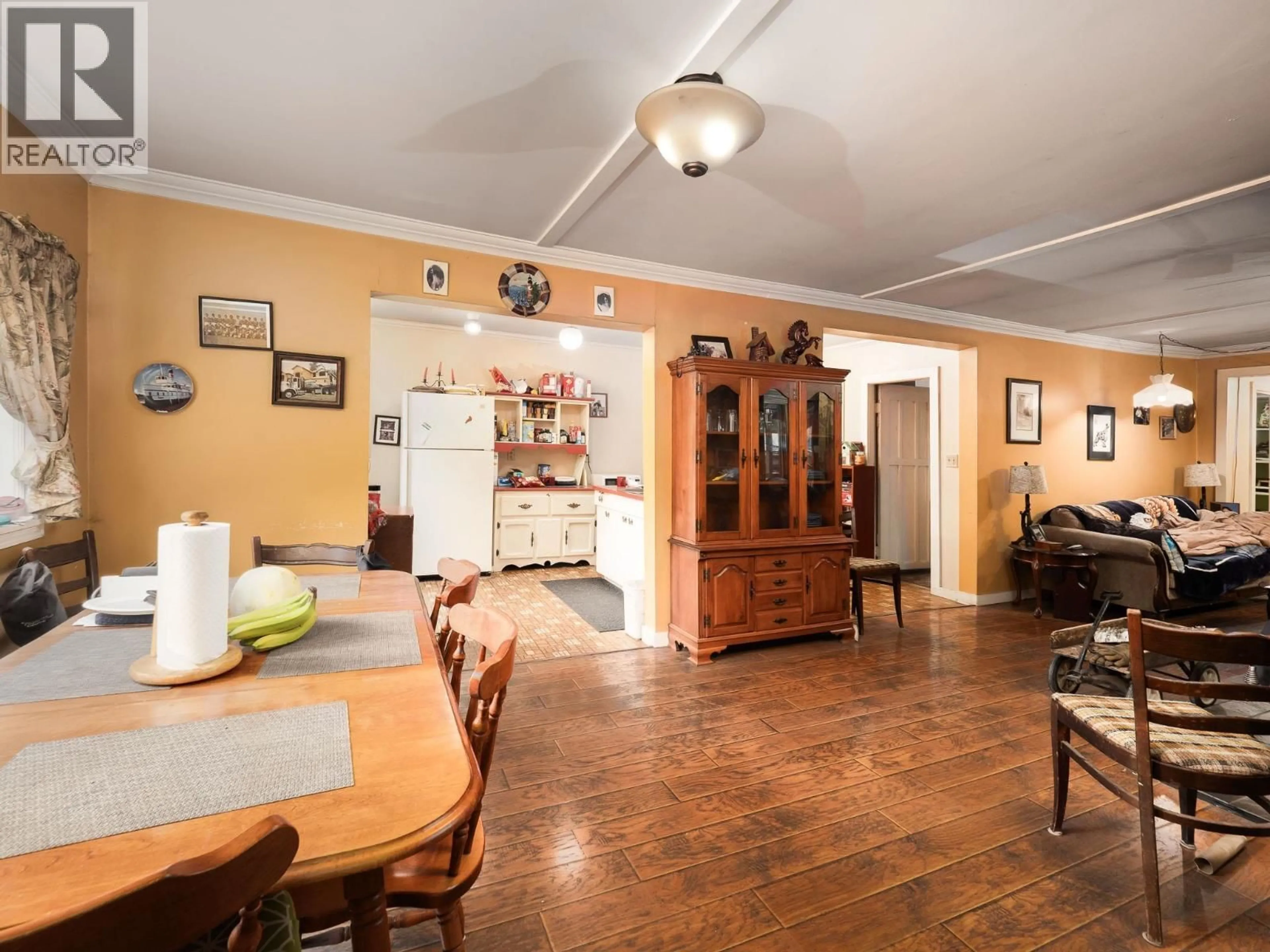 Dining room, unknown for 36129 MAAG ROAD, Prince George British Columbia V2N5Z6