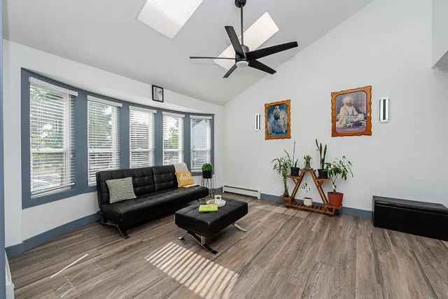 8902 142A STREET, Surrey 5