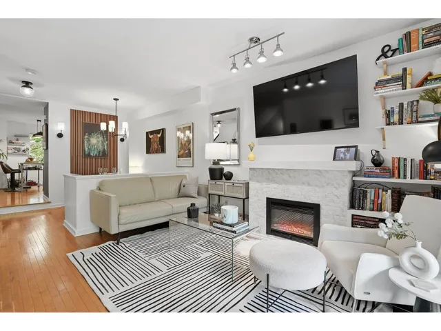 2 - 15233 34 AVENUE, Surrey