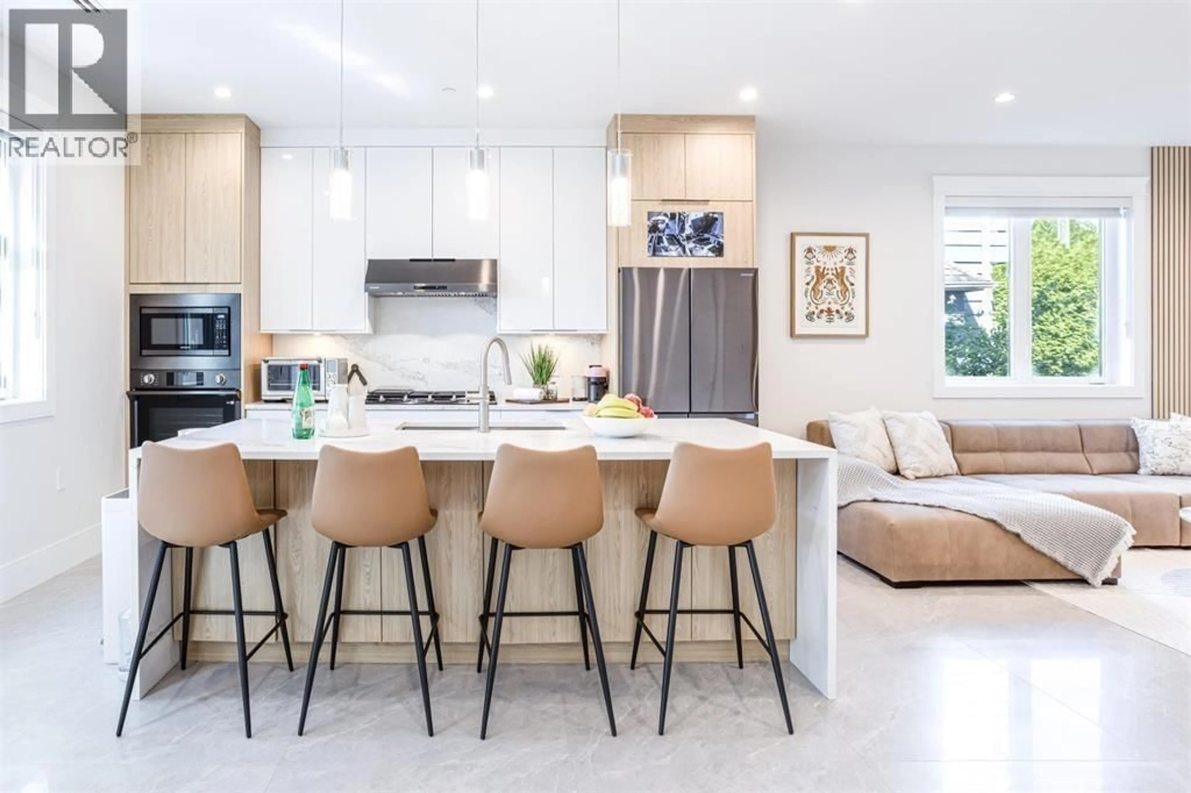 Open concept kitchen, ceramic/tile floor for 1470 57TH AVENUE, Vancouver British Columbia V6P1S9