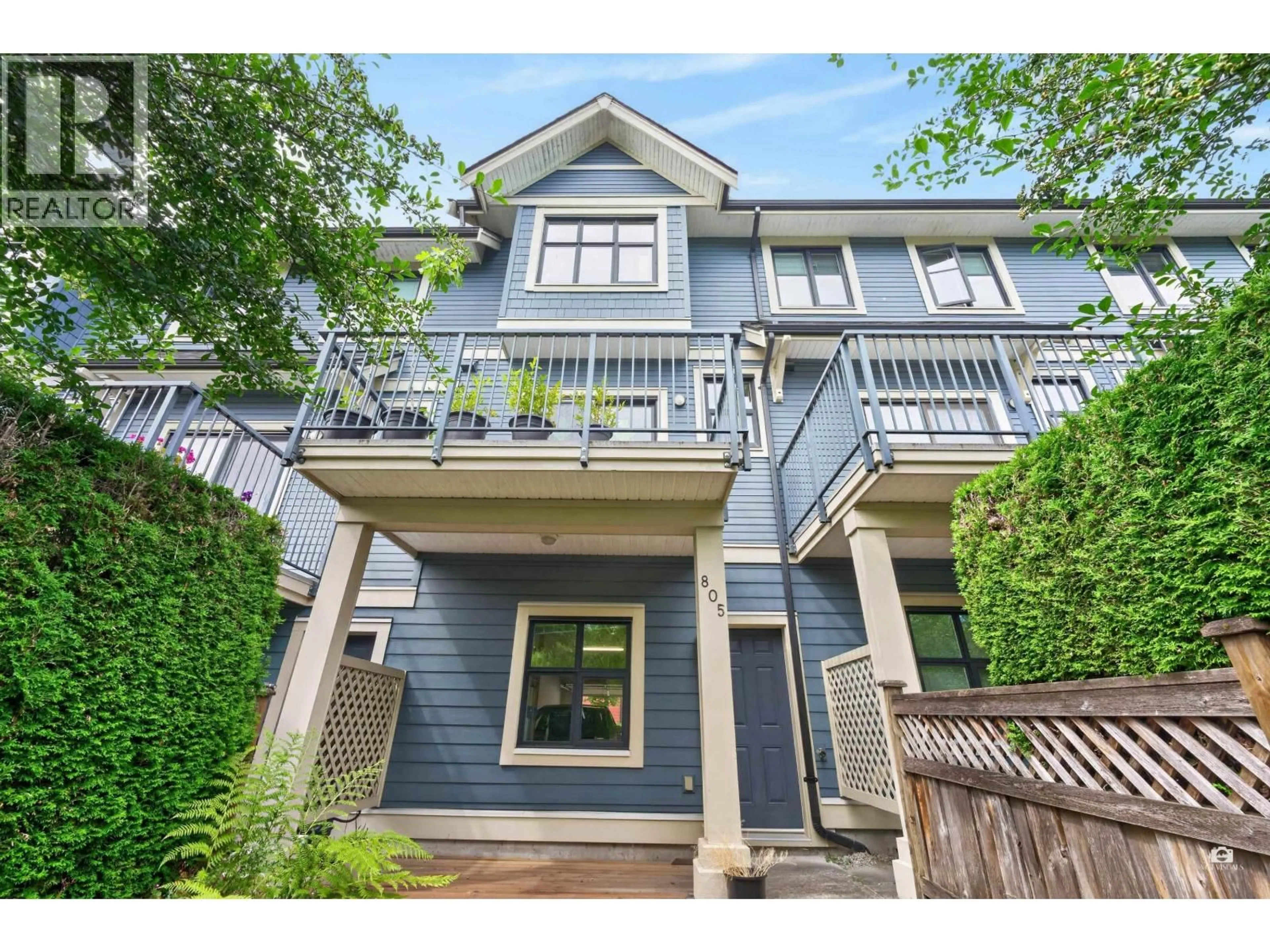 Home with vinyl exterior material, street for 805 - 8485 NEW HAVEN CLOSE, Burnaby British Columbia V5J0B7