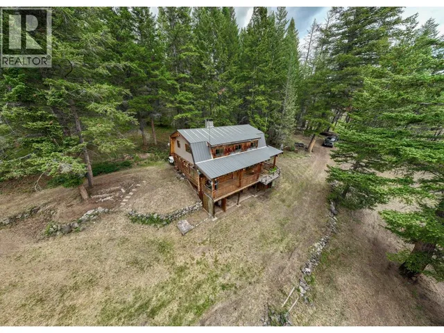 6425 BOULE YOUNG LAKE ROAD, 70 Mile House 4