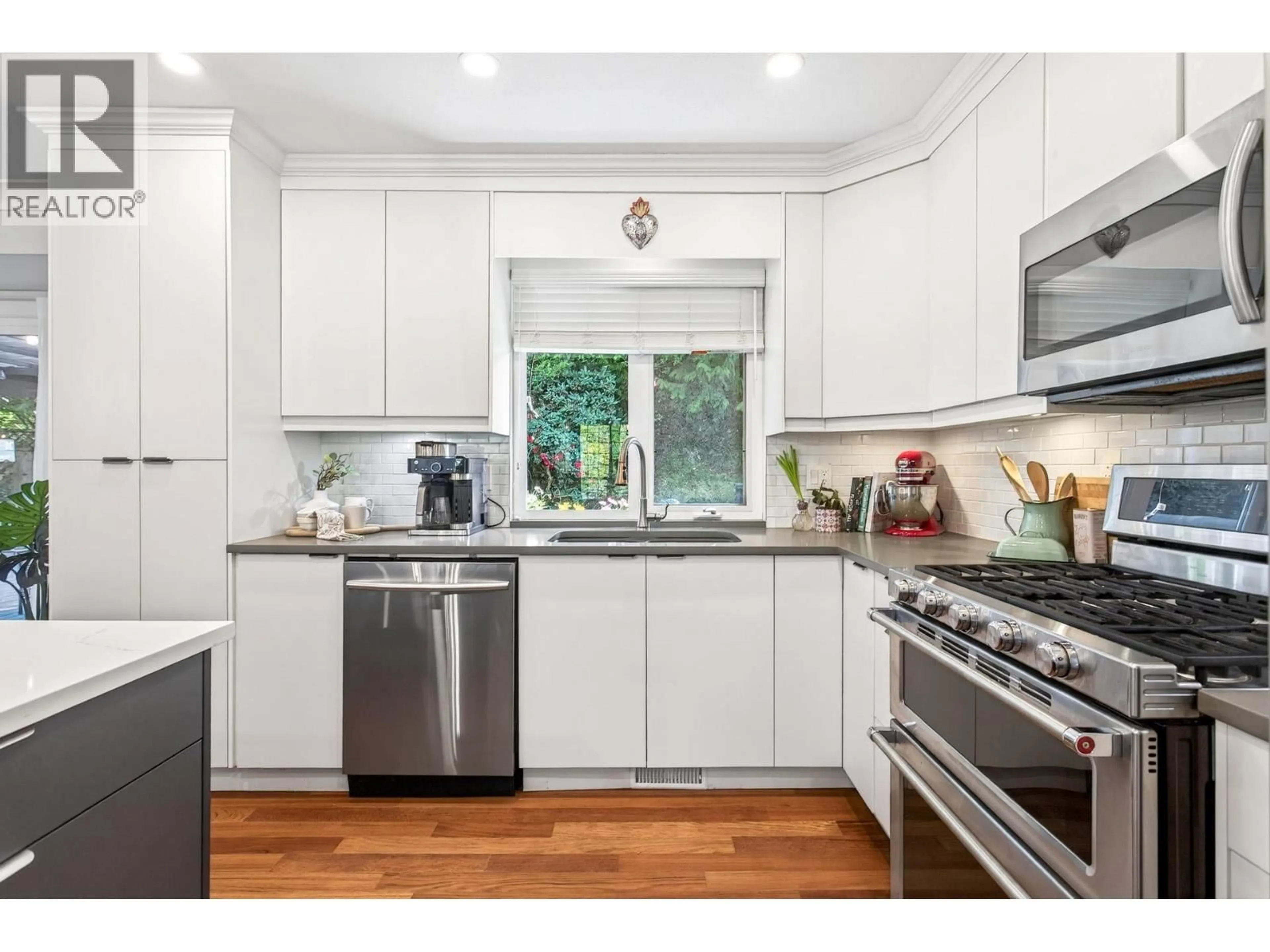 Open concept kitchen, unknown for 23594 108 AVENUE, Maple Ridge British Columbia V2W1B1