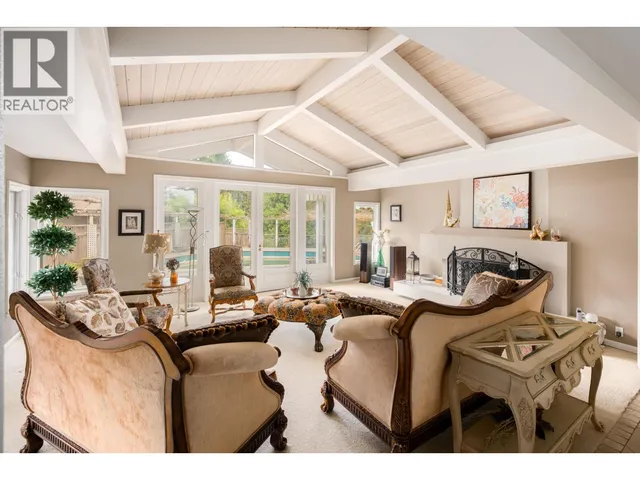888 PYRFORD ROAD, West Vancouver 5