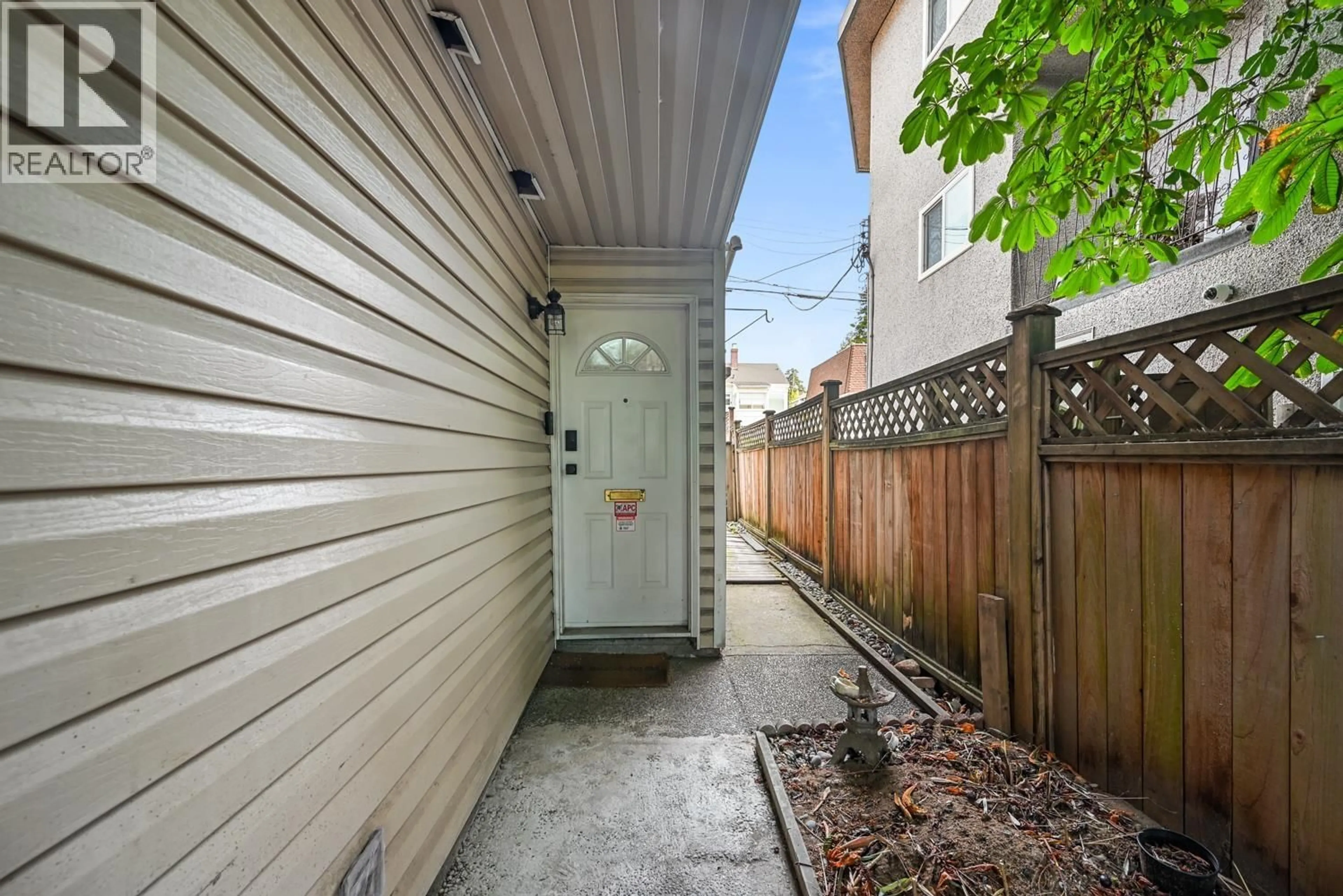 Patio, street for 819 70TH AVENUE, Vancouver British Columbia V6P2X5