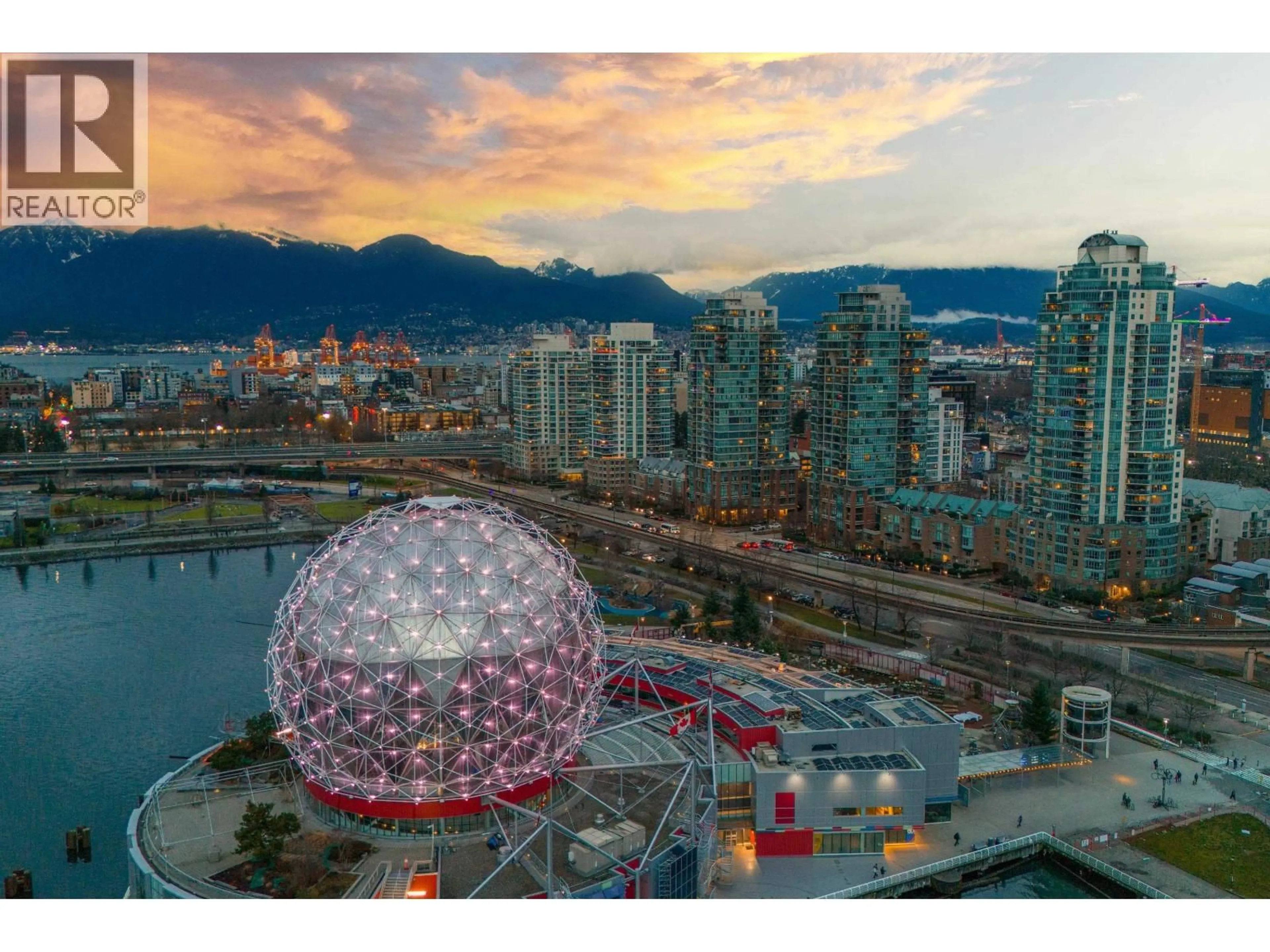 Unknown for 202 - 1188 QUEBEC STREET, Vancouver British Columbia V6A4B3