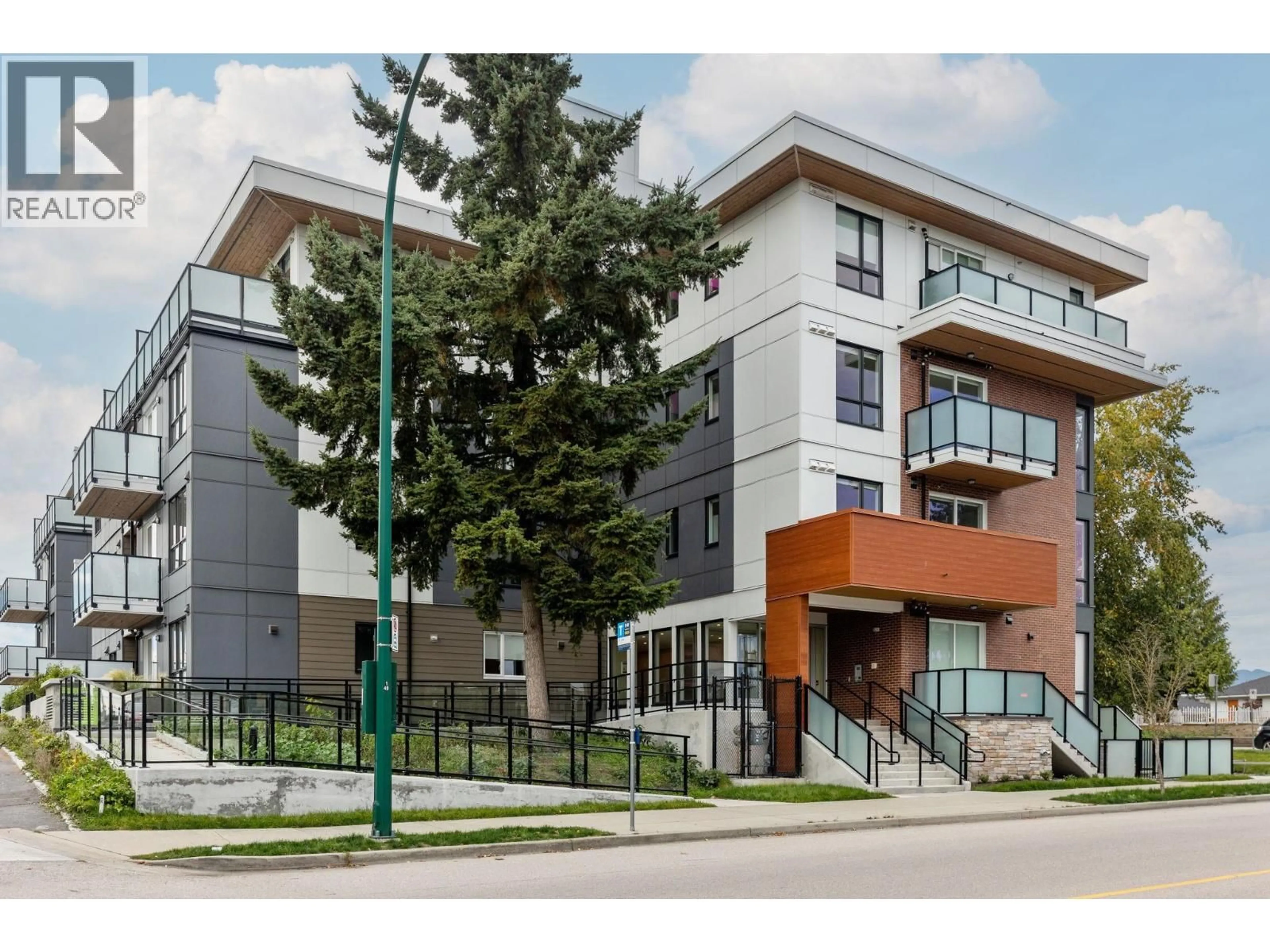 Unknown for 403 - 4933 CLARENDON STREET, Vancouver British Columbia V5R3J3
