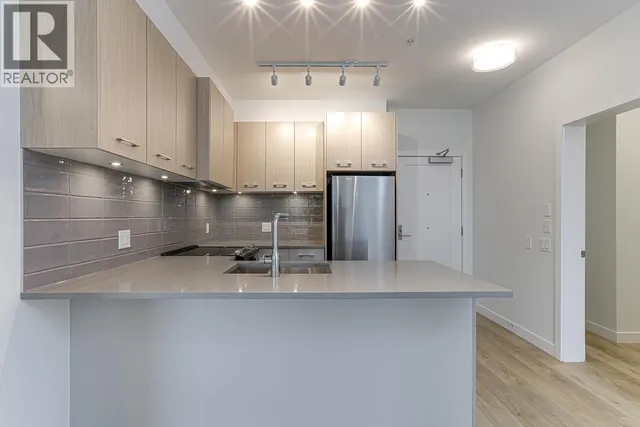 403 - 4933 CLARENDON STREET, Vancouver 2