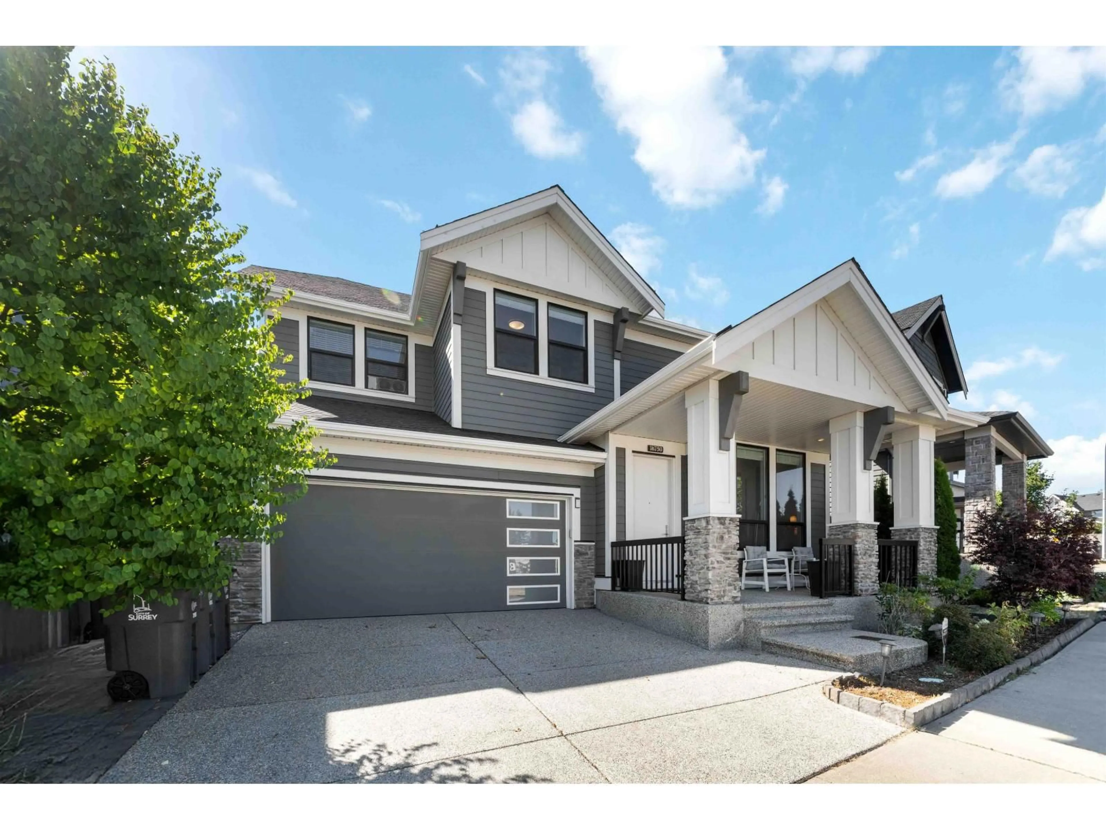 Home with vinyl exterior material, street for 16750 EDGEWOOD DRIVE, Surrey British Columbia V3Z9X9