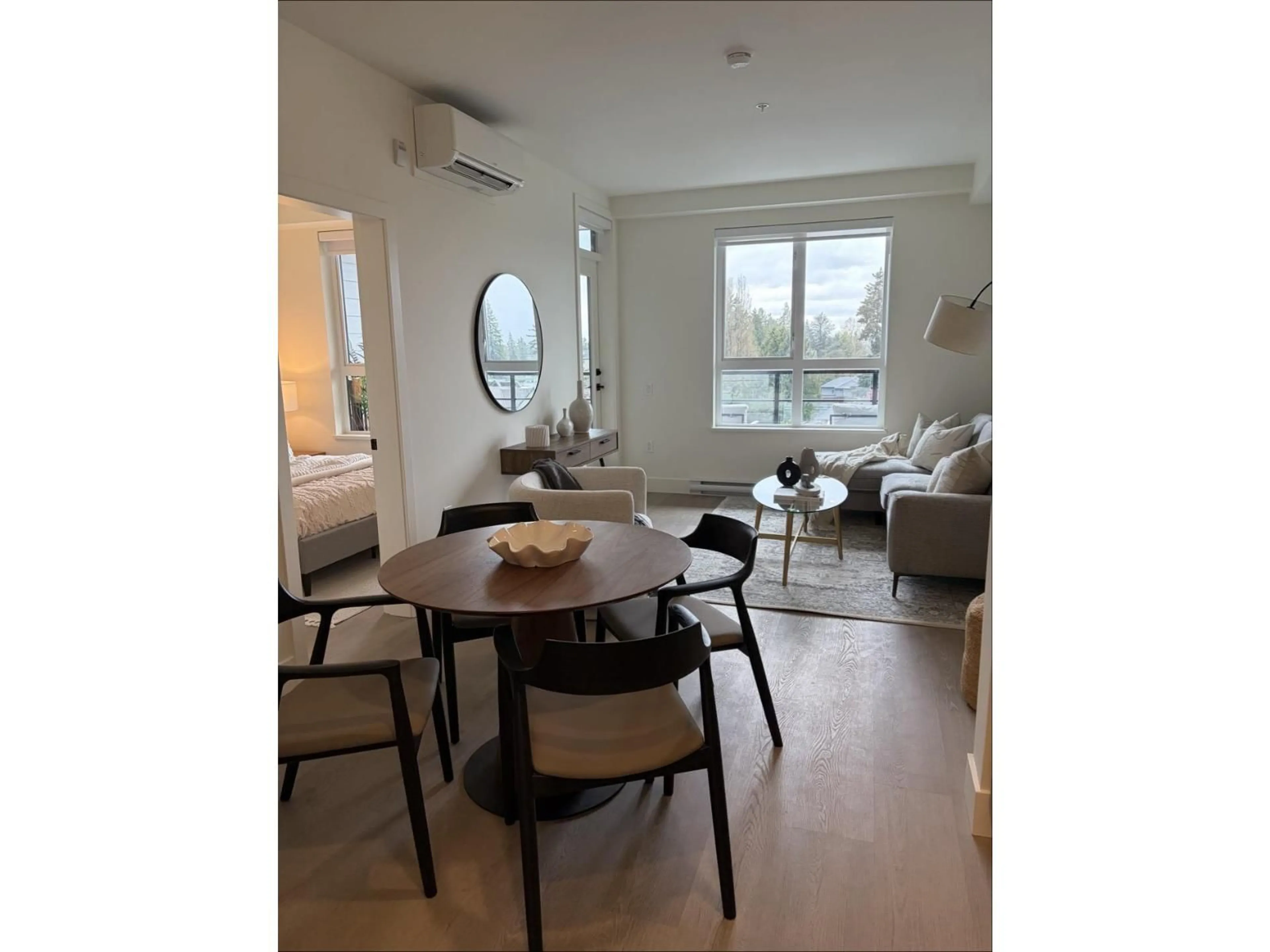 A pic of a room for 206 - 10065 133 STREET, Surrey British Columbia V0V0V0