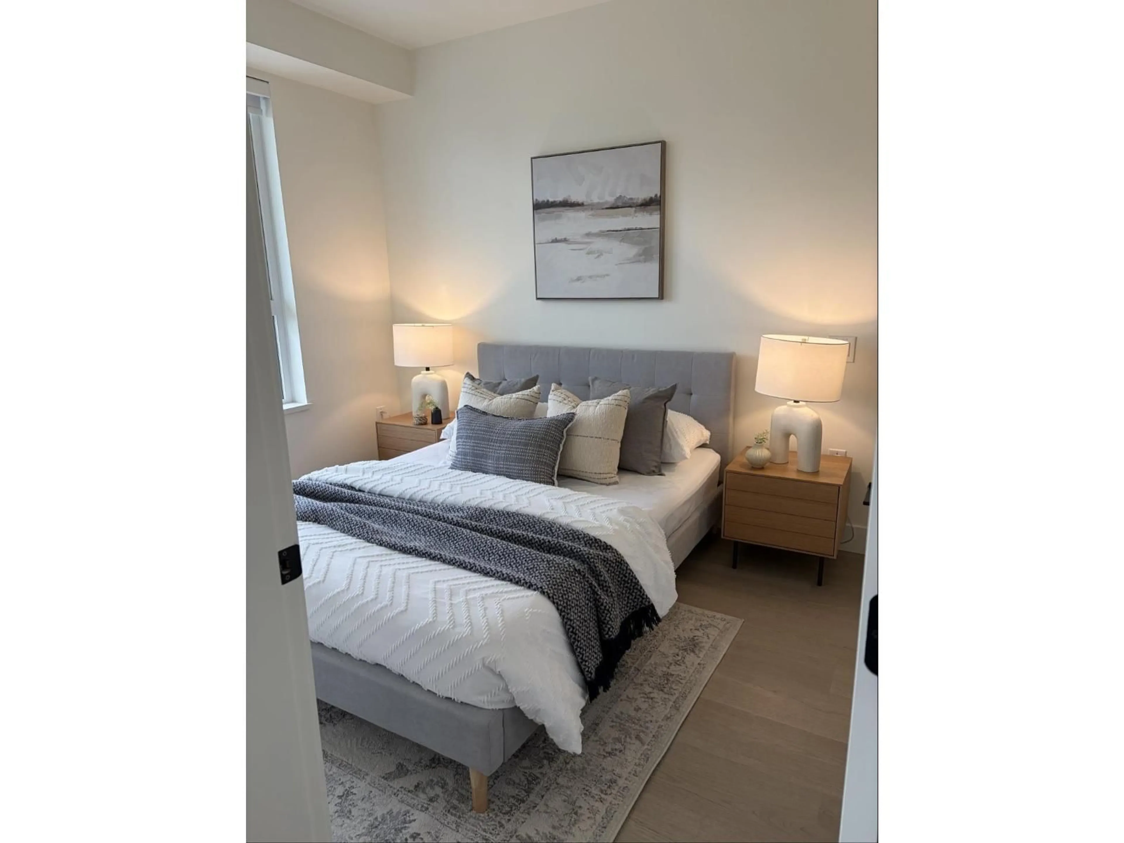 Bedroom with bed, carpet floor for 517 - 10065 133 STREET, Surrey British Columbia V0V0V0