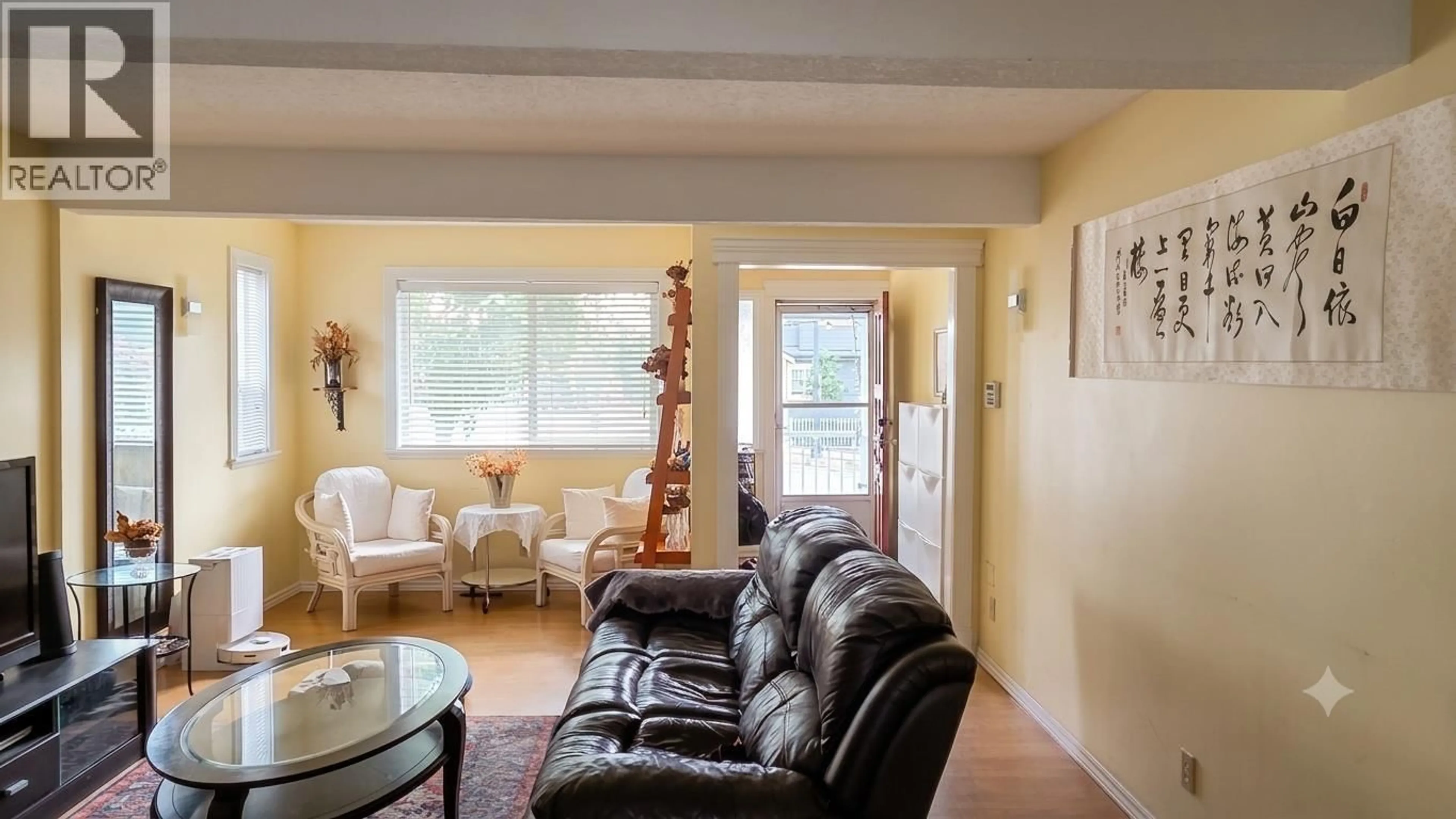 Living room with furniture, unknown for 236 LEBLEU STREET, Coquitlam British Columbia V3K4L6