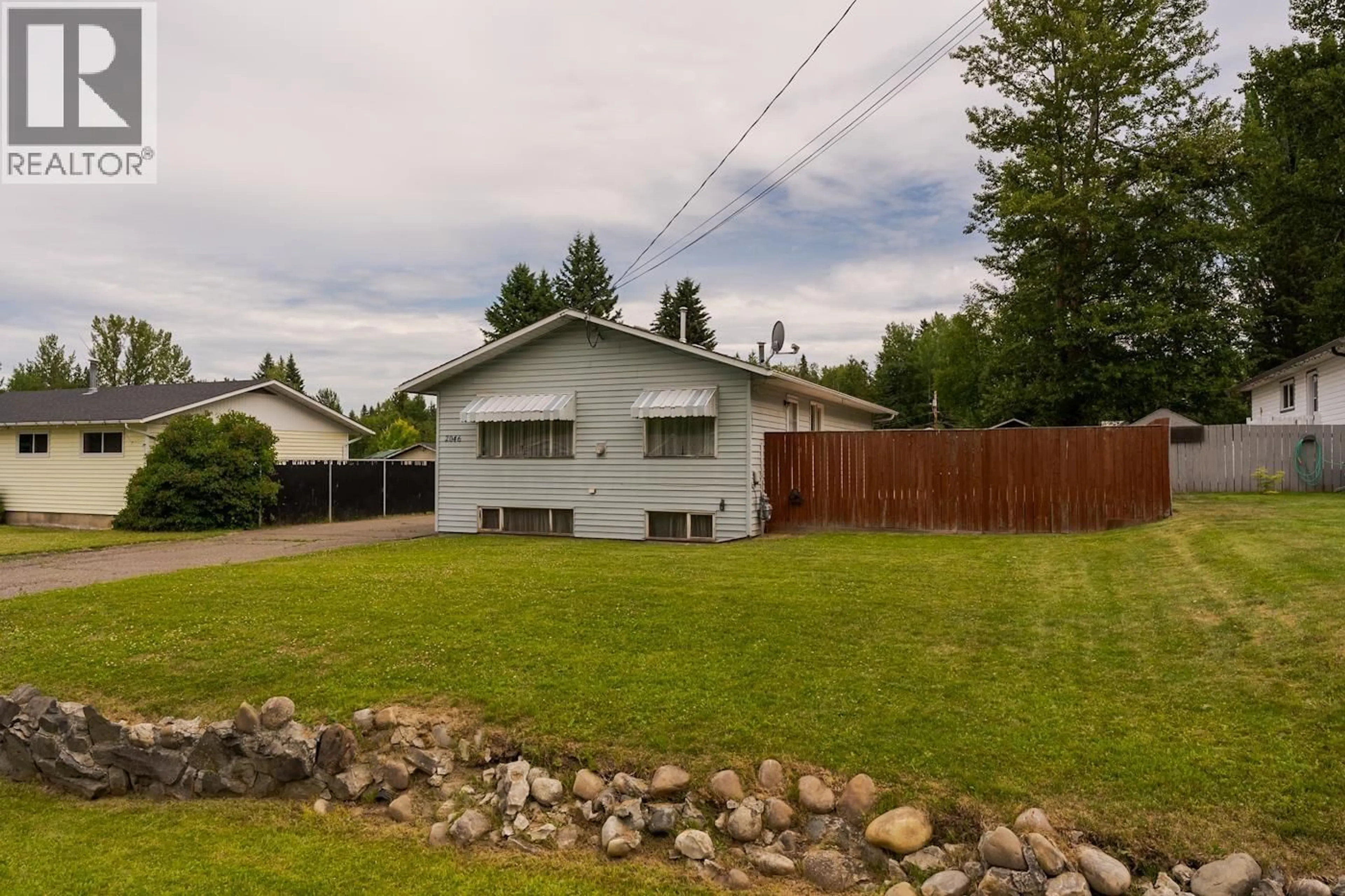 A pic from outside/outdoor area/front of a property/back of a property/a pic from drone, street for 2046 GAGNE PLACE, Prince George British Columbia V2K3E5