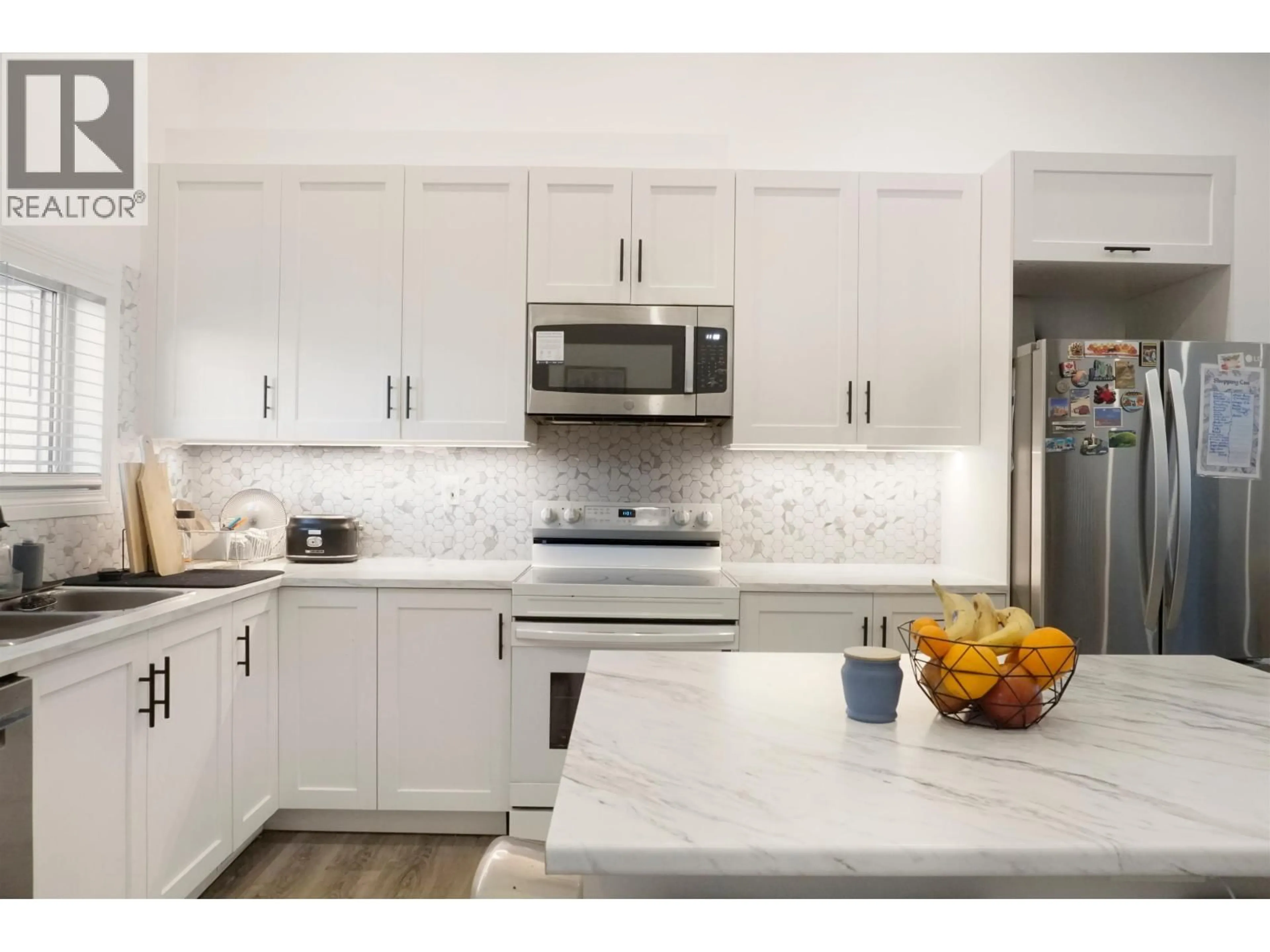 Contemporary kitchen, ceramic/tile floor for 5 - 30 CLIFFORD STREET, Kitimat British Columbia V8C1B4
